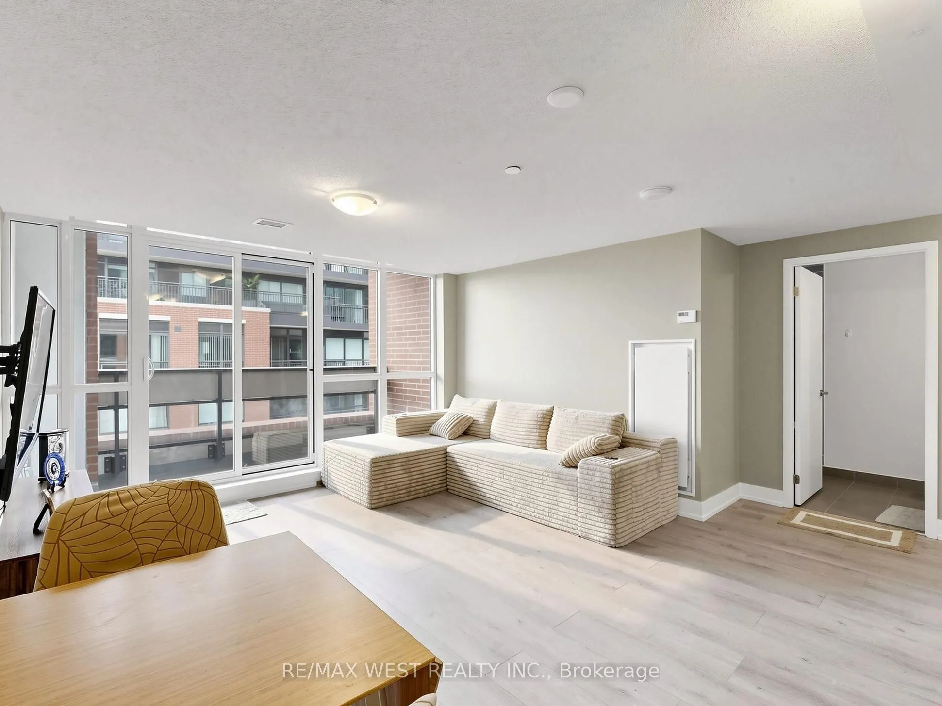 3091 Dufferin Street #608