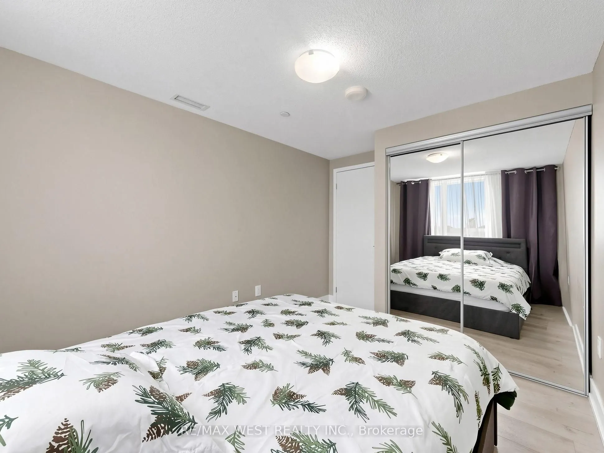 3091 Dufferin Street #608
