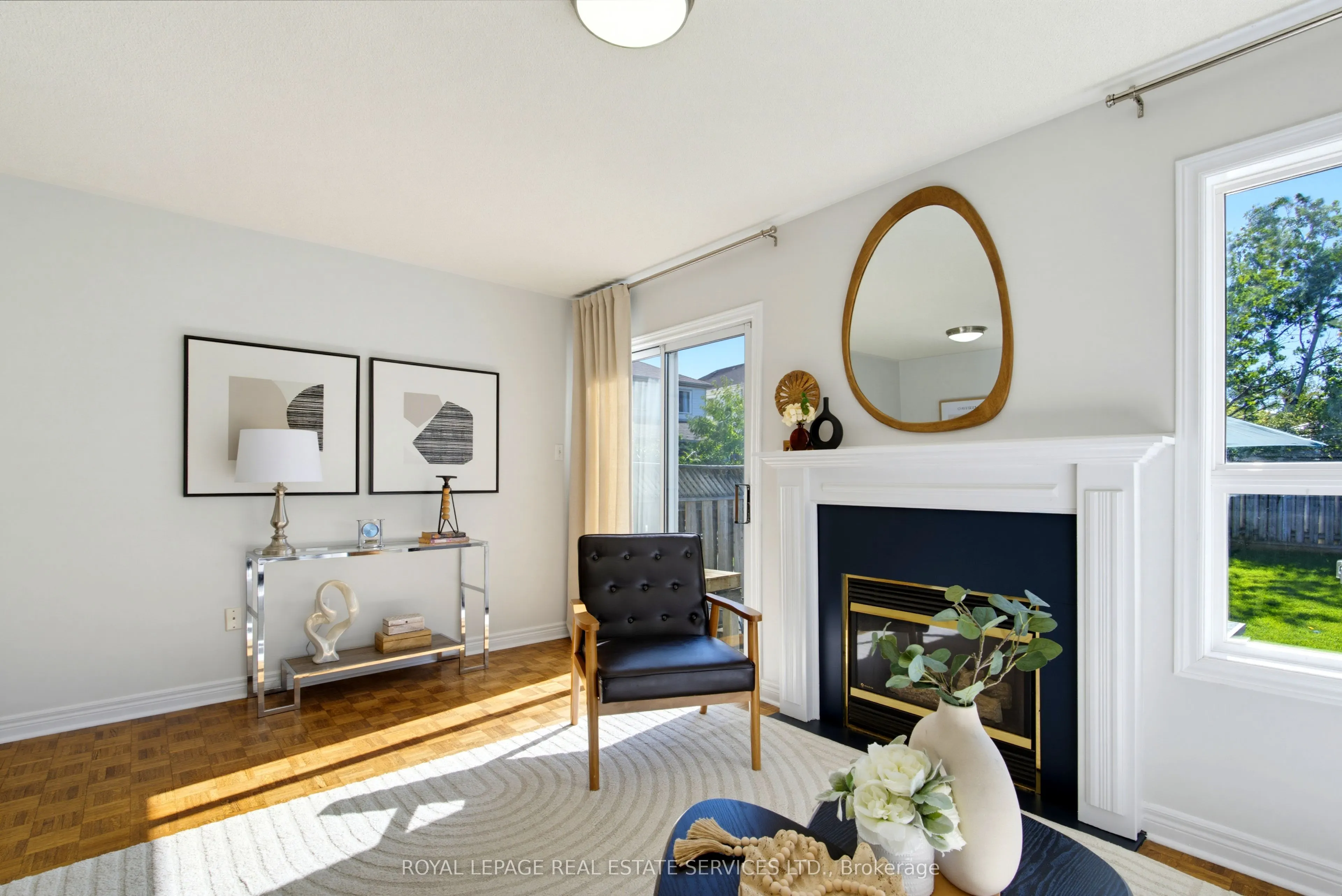 5582 Kimmeridge Gate