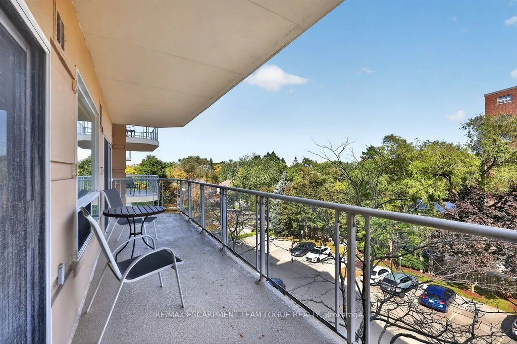 5188 Lakeshore Road #409