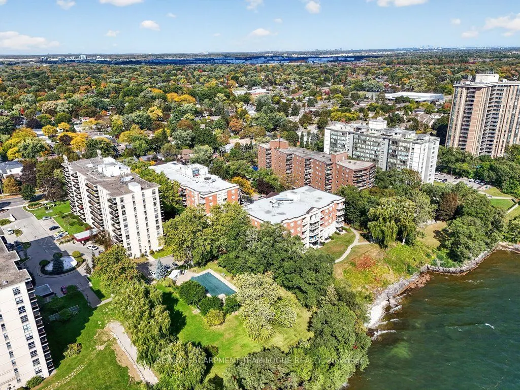 5188 Lakeshore Road #409