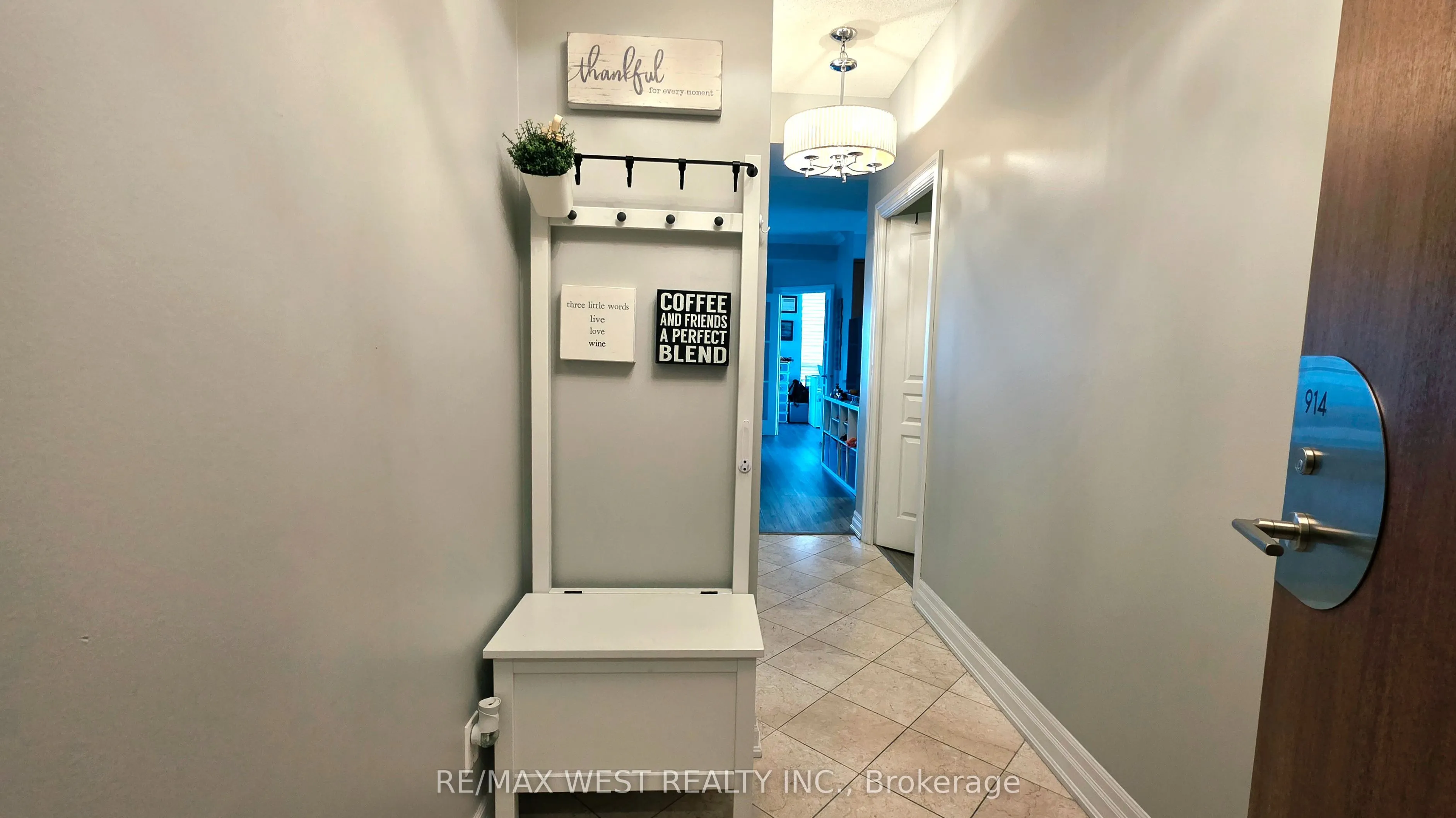 2083 Lake Shore Boulevard #914