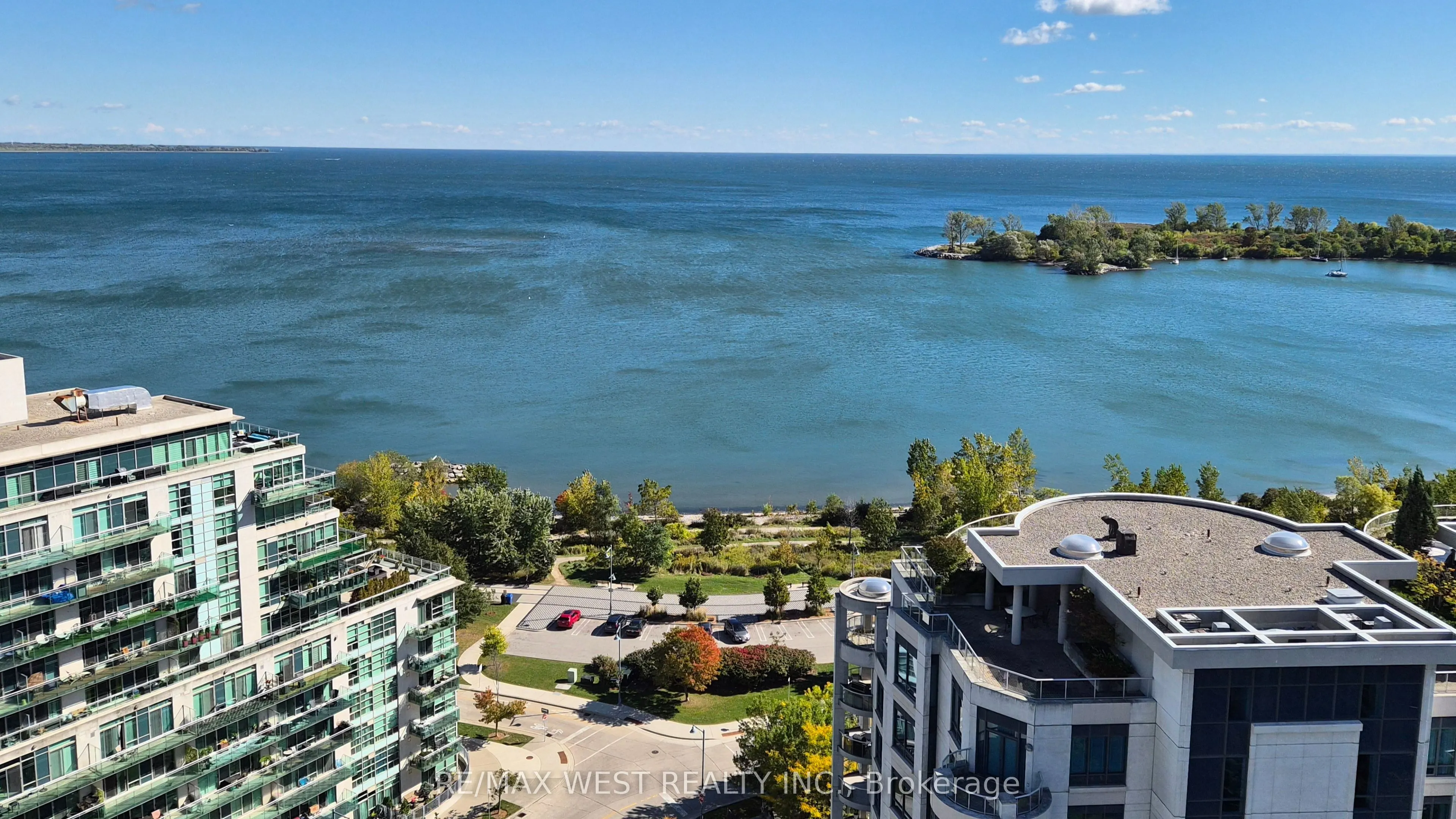 2083 Lake Shore Boulevard #914