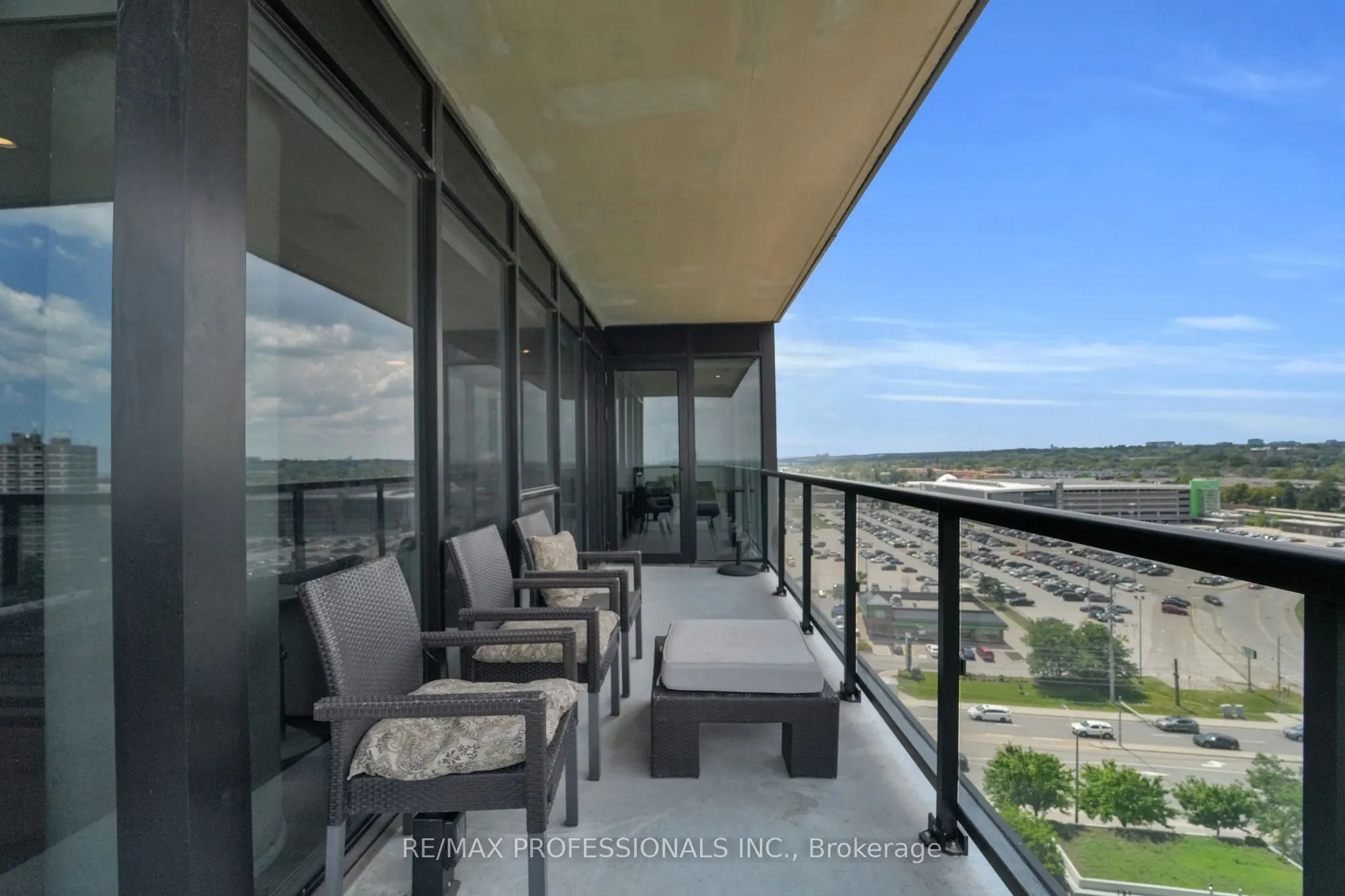 1035 Southdown Road #1402