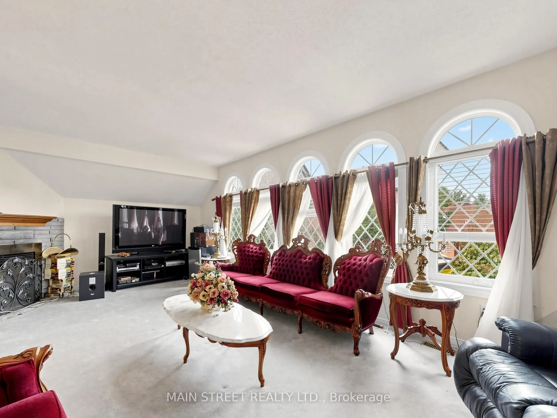 2441 WILLOWBURNE Drive