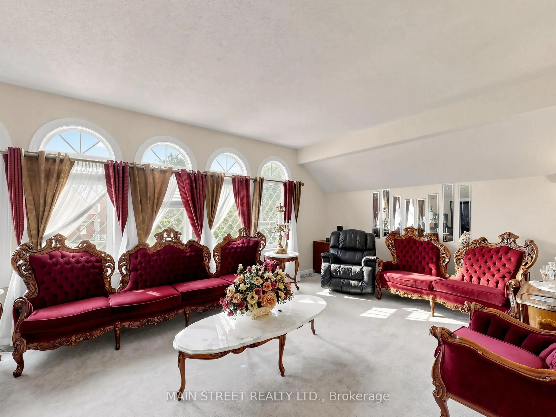 2441 WILLOWBURNE Drive