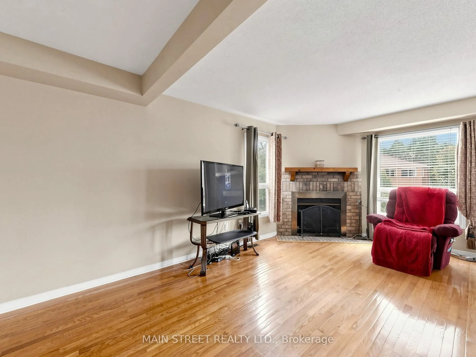 2441 WILLOWBURNE Drive