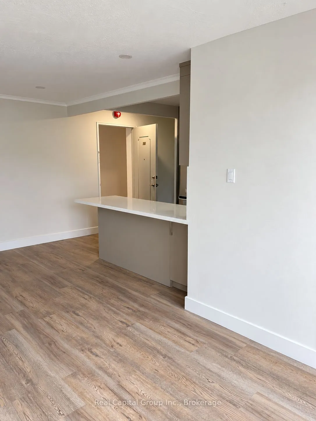 323 Park Lawn Road #203