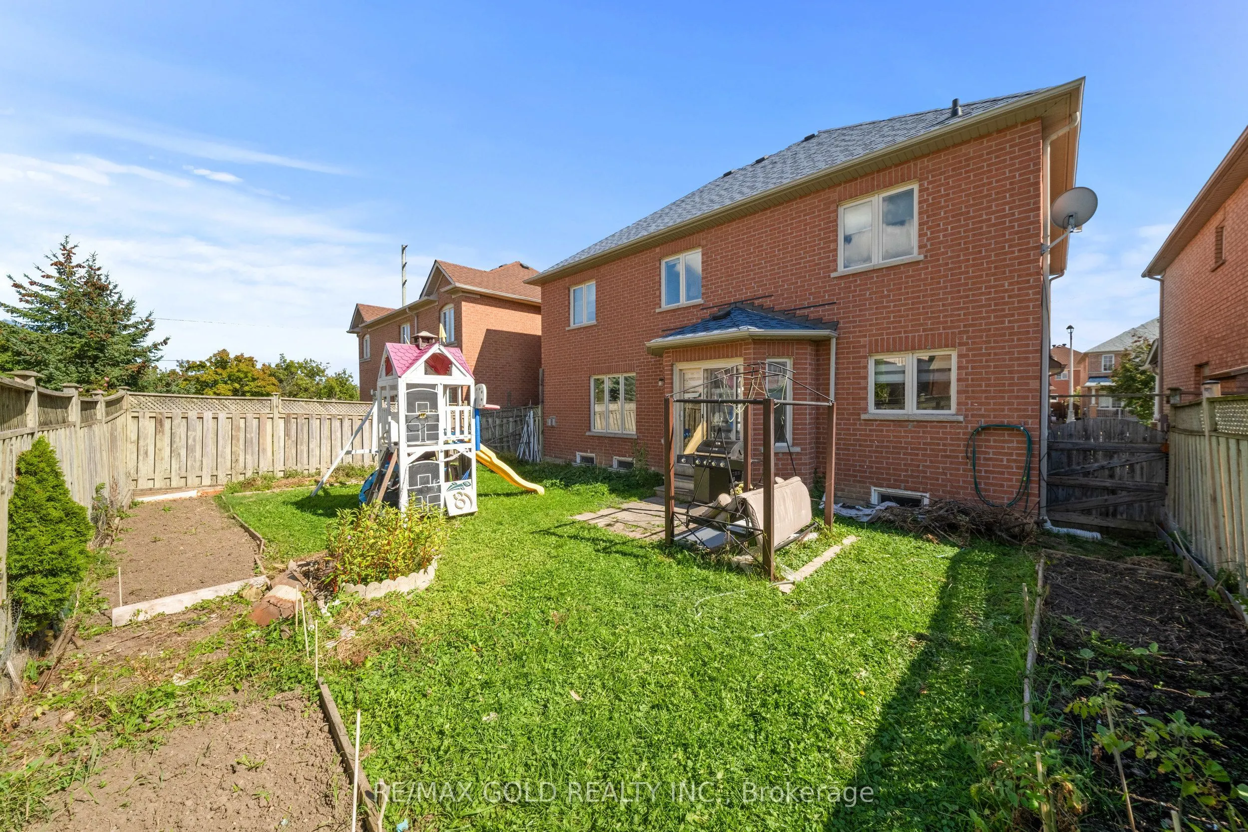 4 AUSTRALIA Drive
