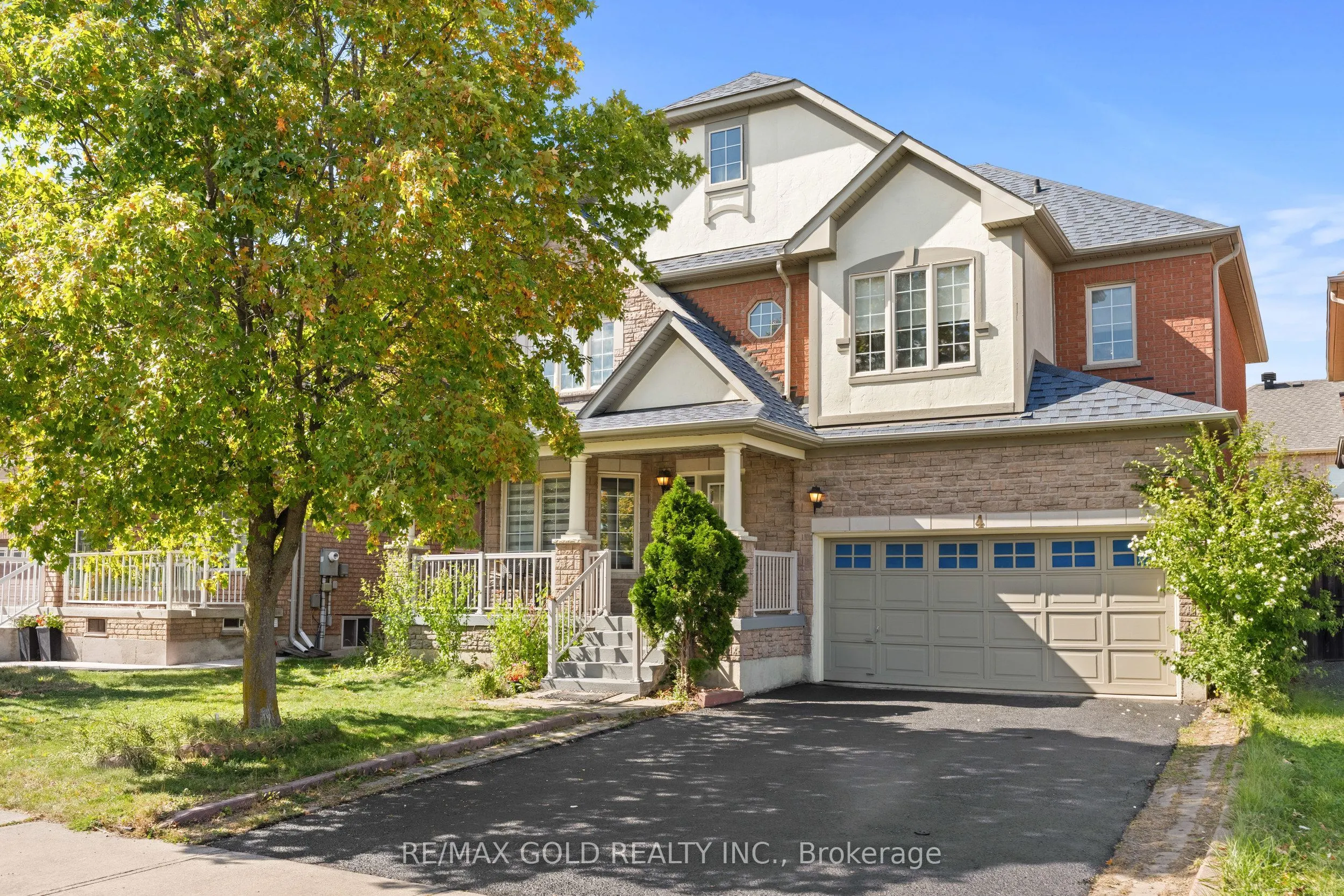 4 AUSTRALIA Drive