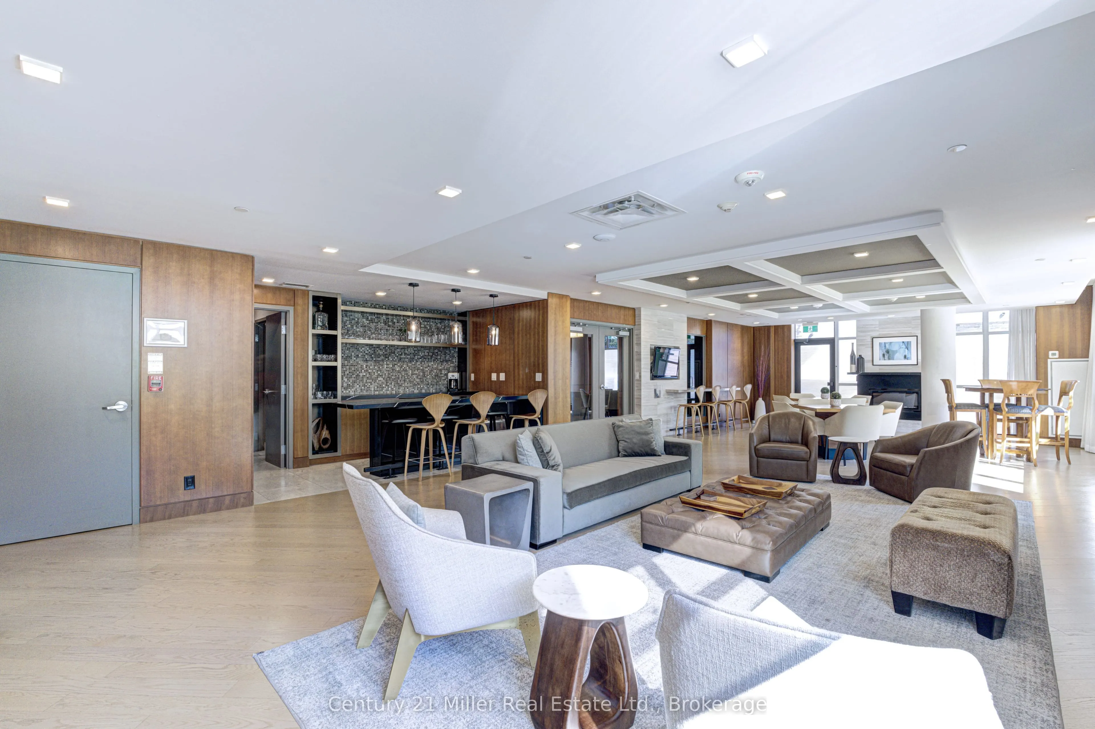 1575 Lakeshore Road W #263