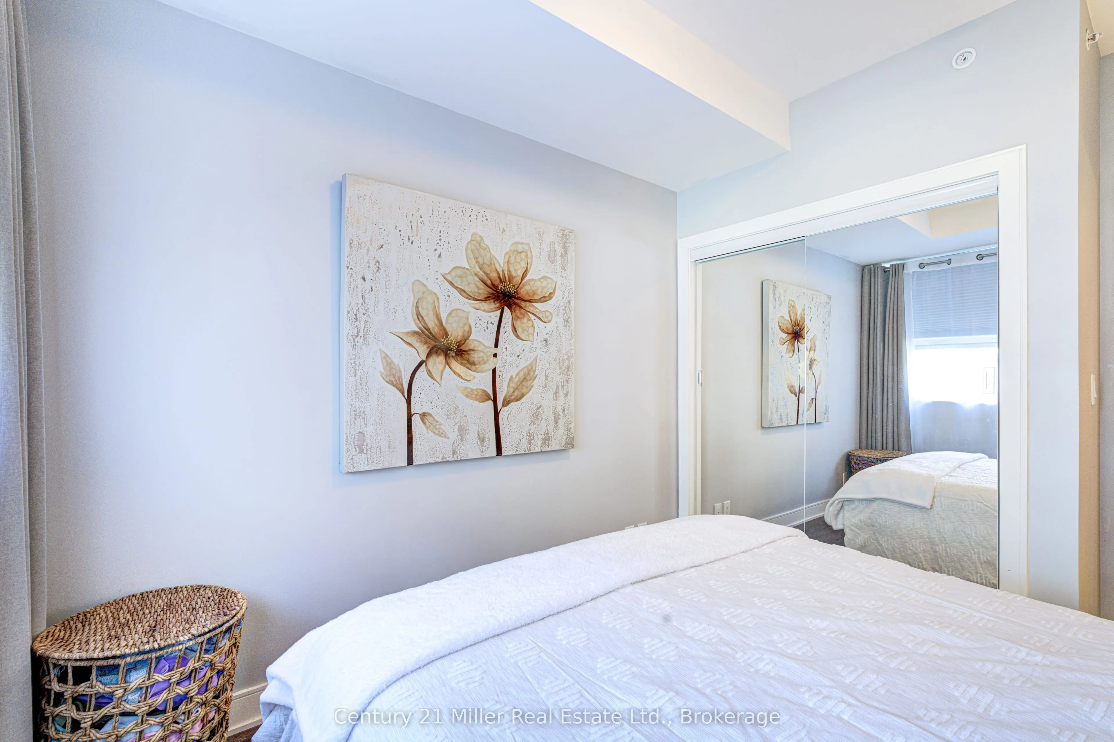 1575 Lakeshore Road W #263