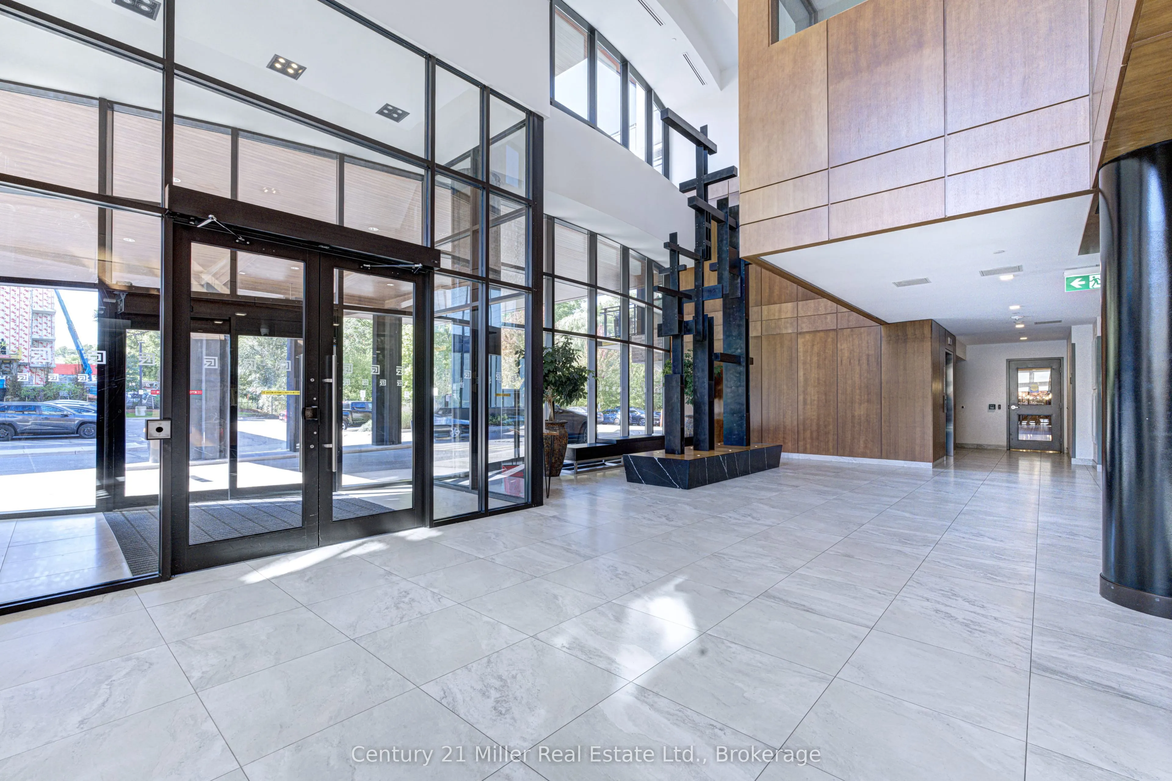 1575 Lakeshore Road W #263