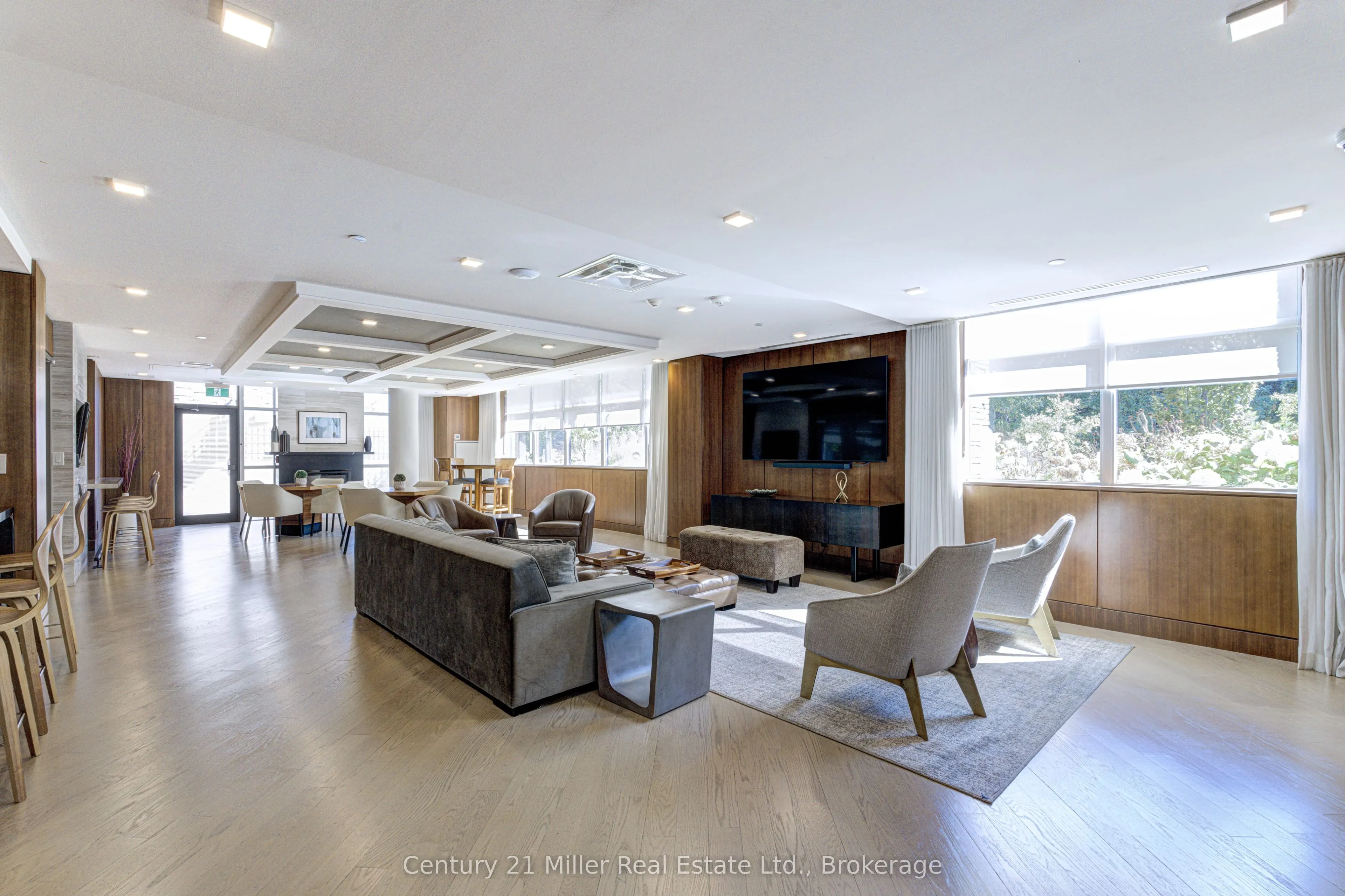 1575 Lakeshore Road W #263