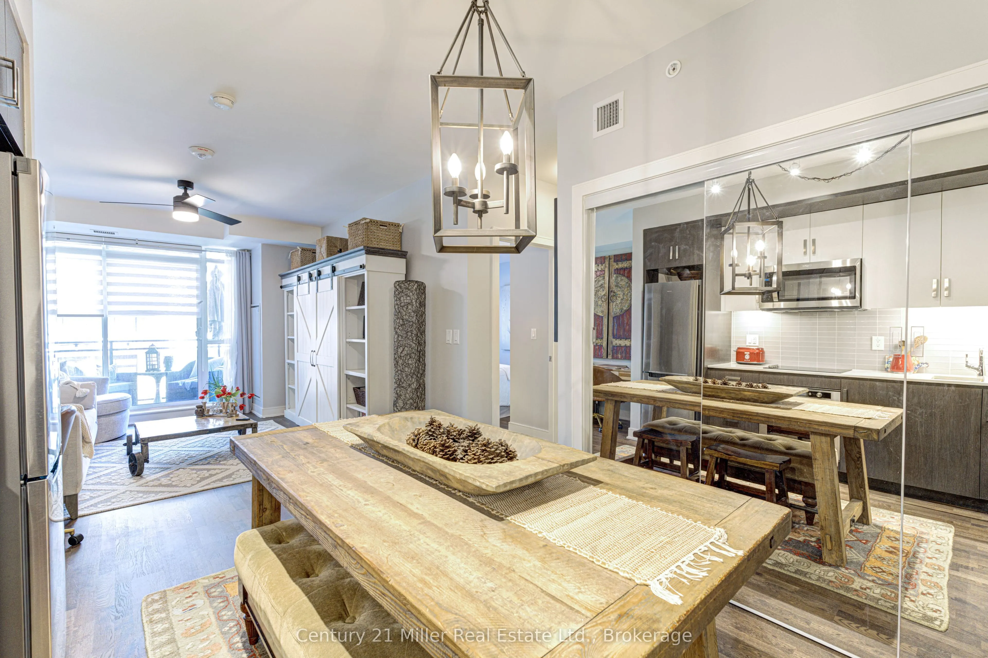 1575 Lakeshore Road W #263