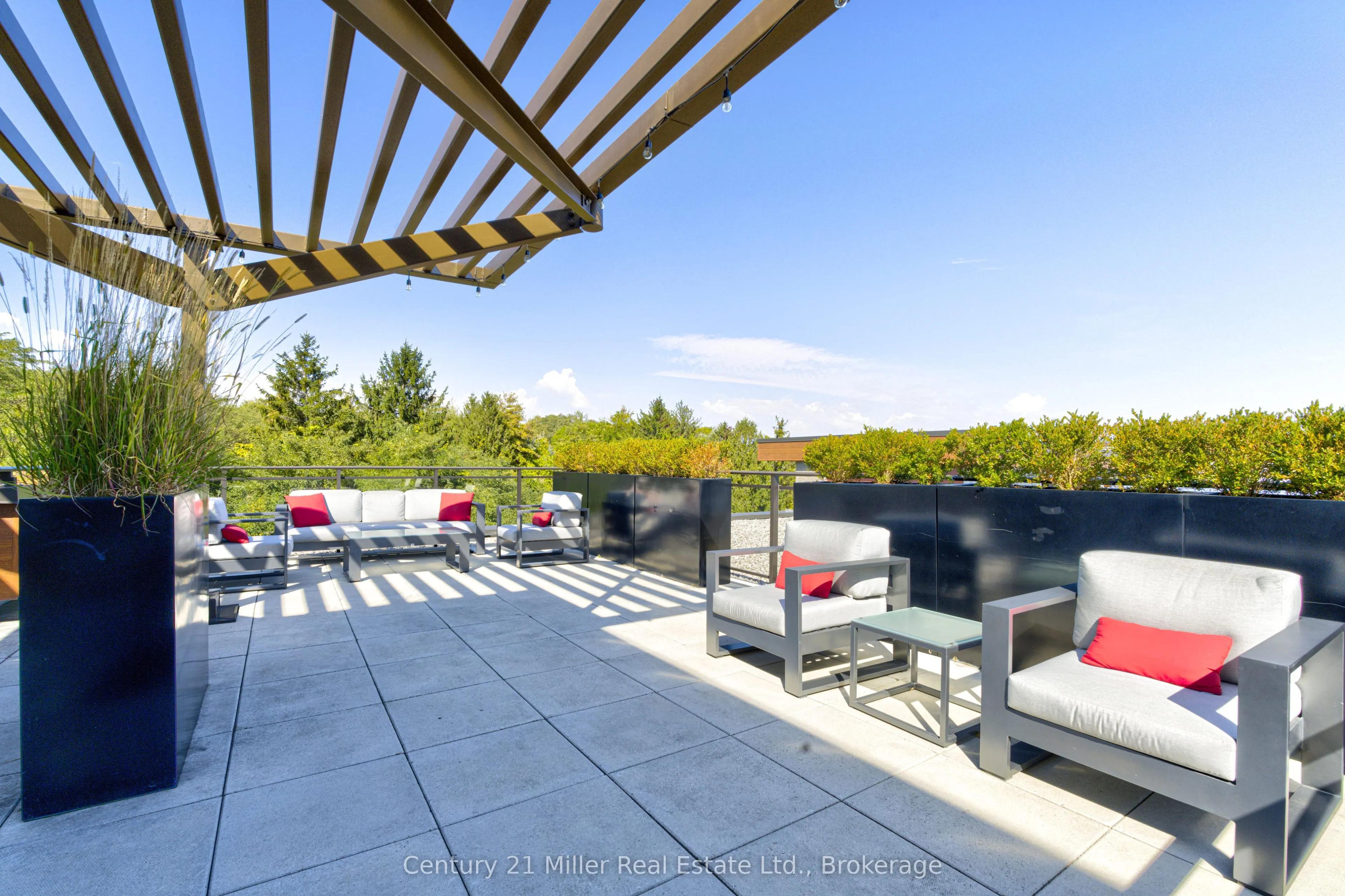 1575 Lakeshore Road W #263