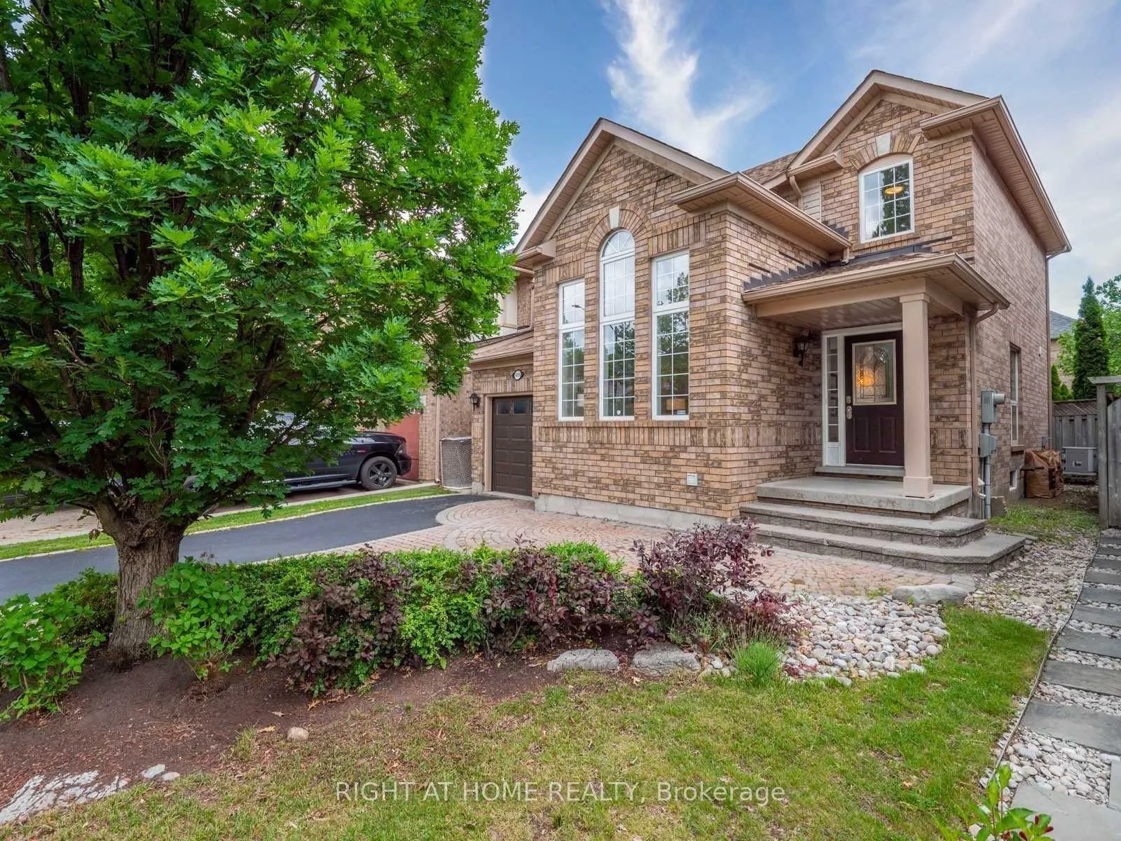 5555 Bridgeport Gate