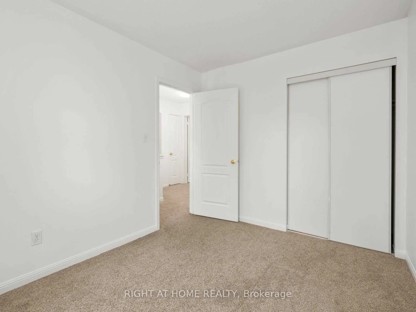 5555 Bridgeport Gate