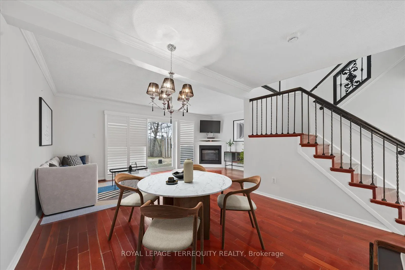 1825 Hyde Mill Crescent #26