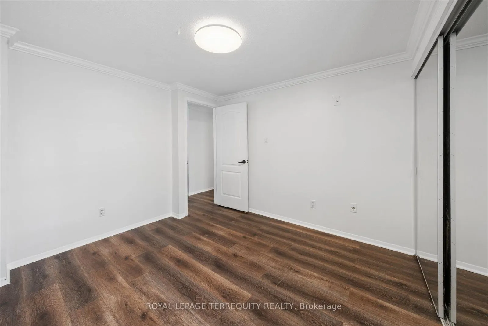 1825 Hyde Mill Crescent #26