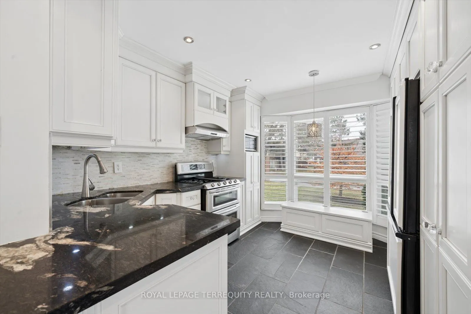 1825 Hyde Mill Crescent #26