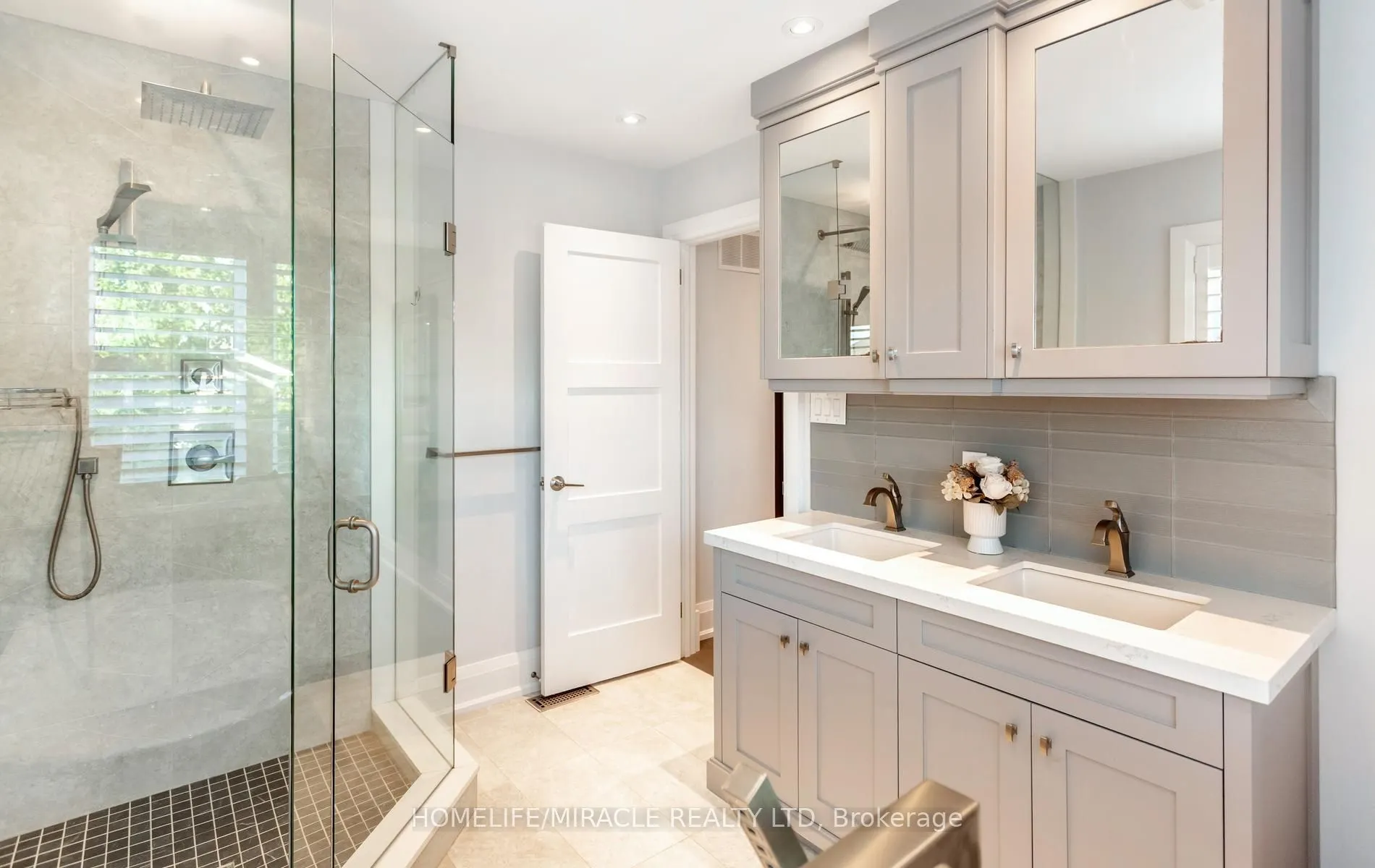 3330 Raspberry Bush Trail