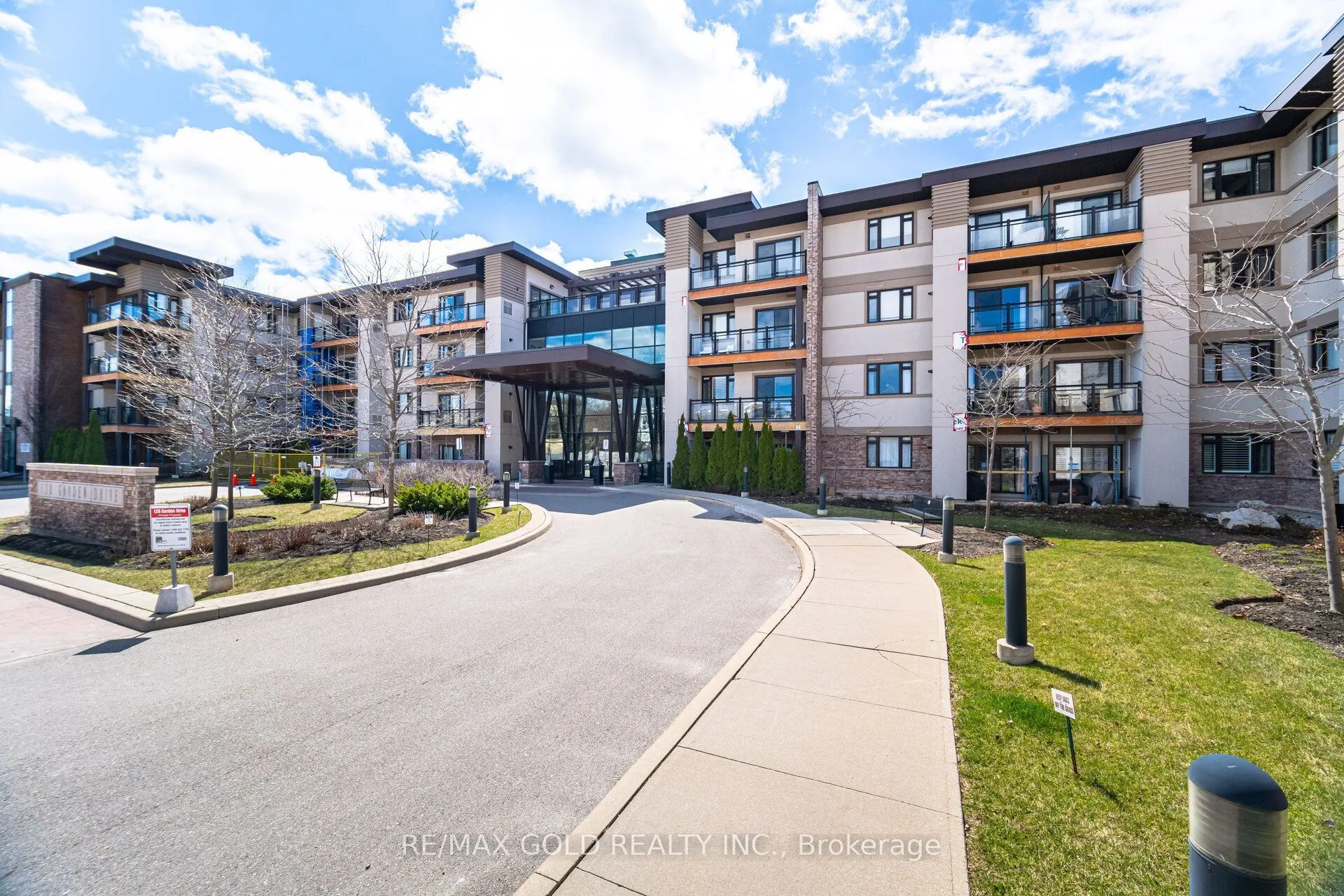 128 Garden Drive #324
