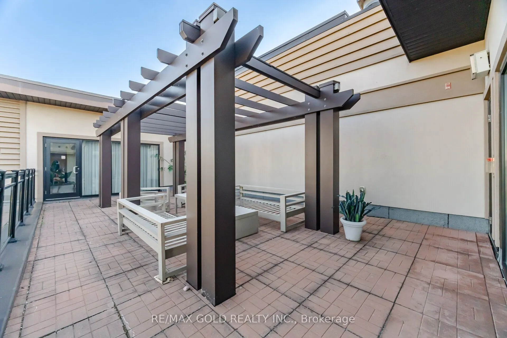 128 Garden Drive #324