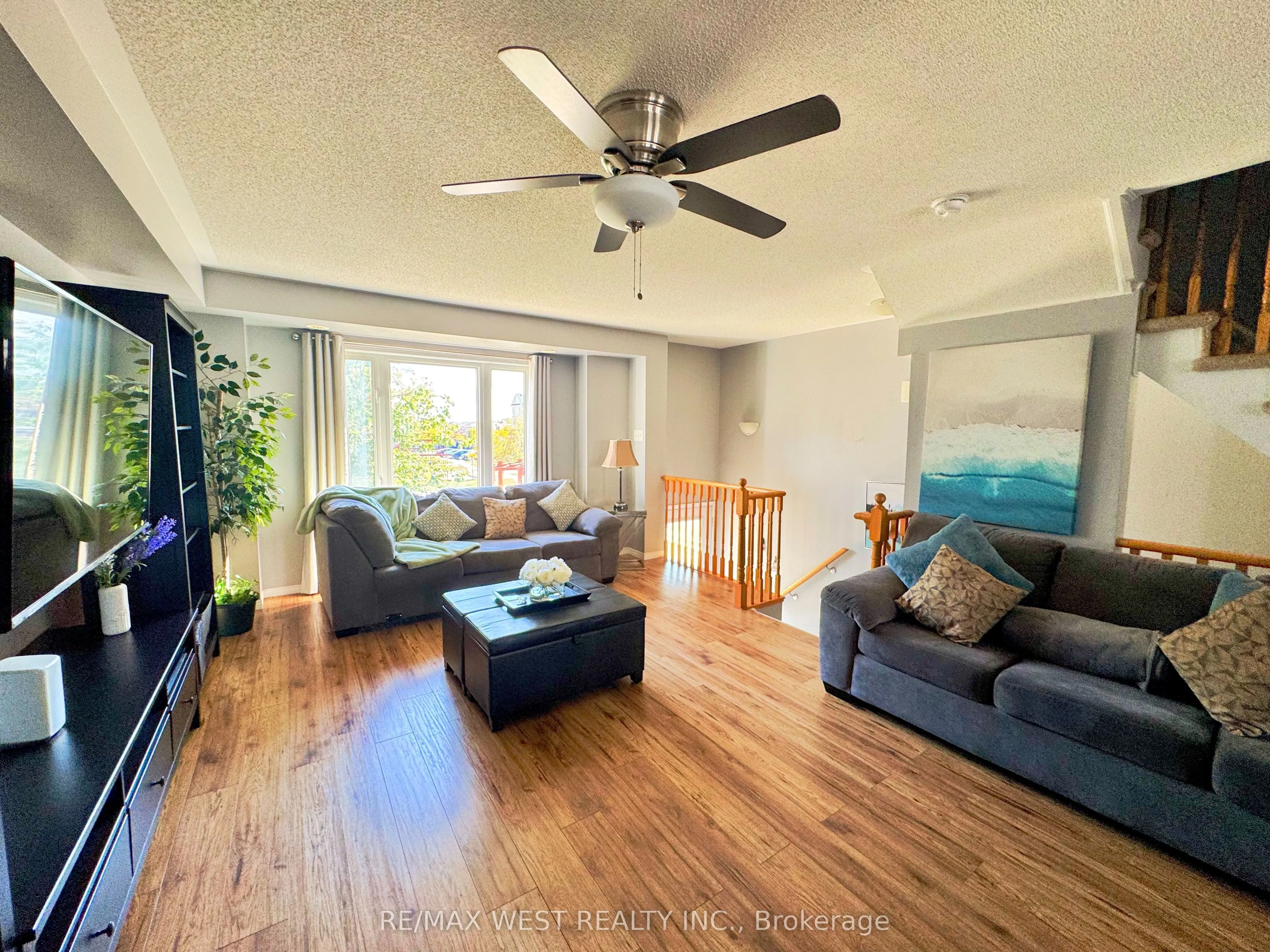 60 Fairwood Circle #136