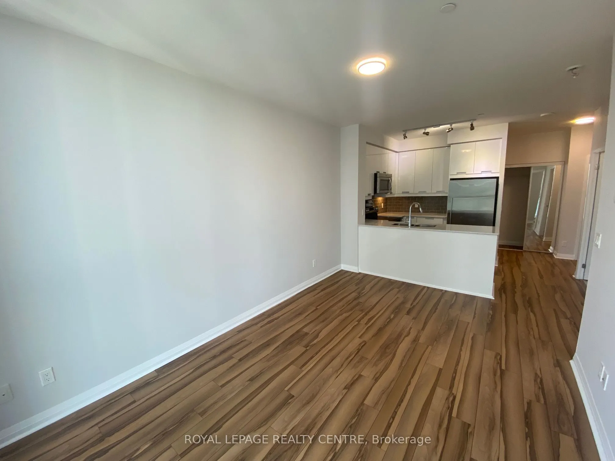 55 Eglinton Avenue W #2108