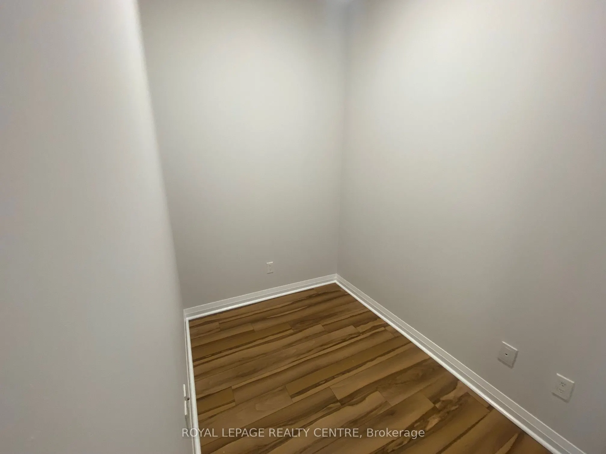 55 Eglinton Avenue W #2108