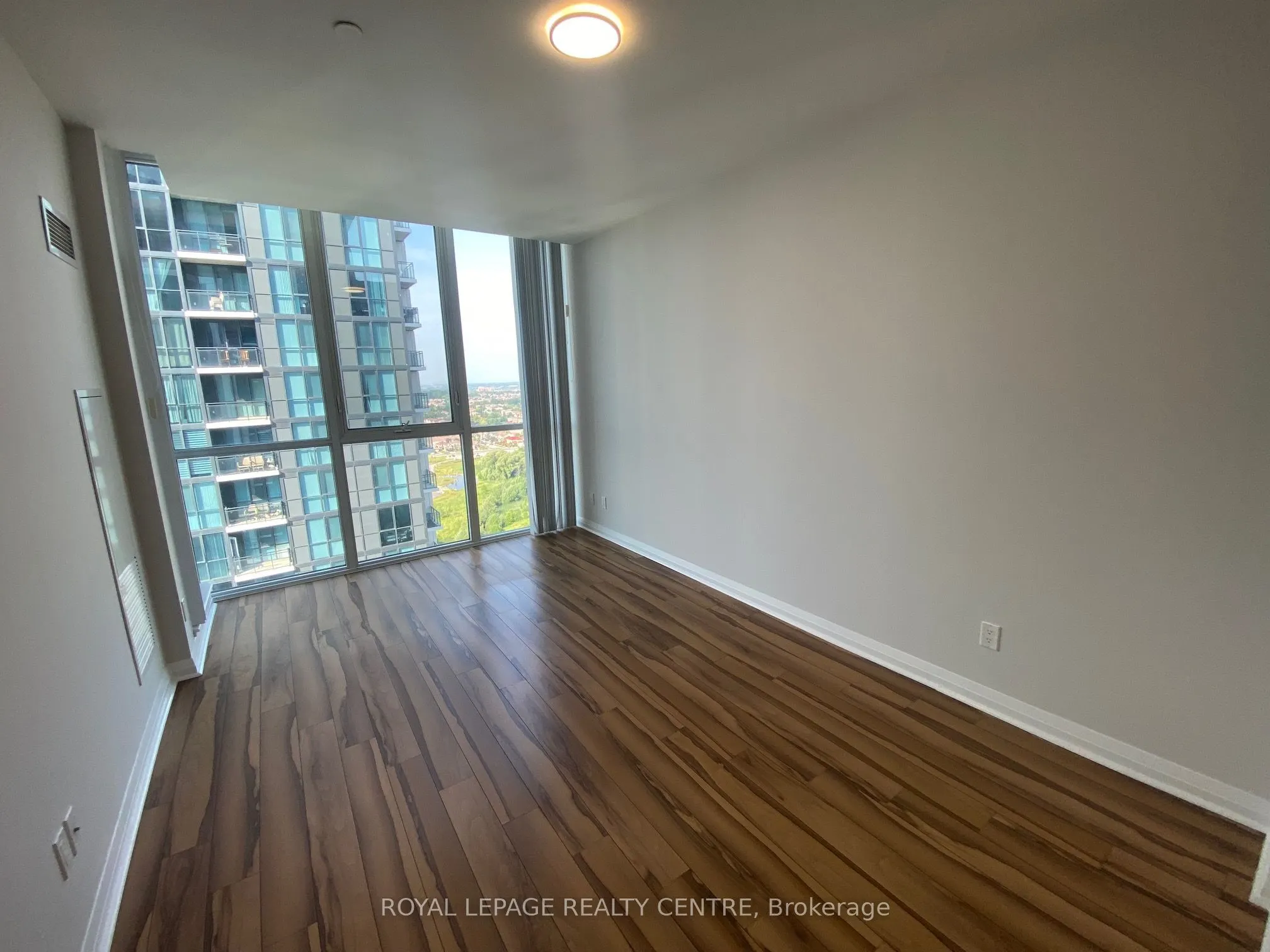 55 Eglinton Avenue W #2108