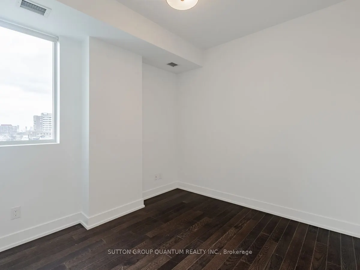 1638 Bloor Street W #801