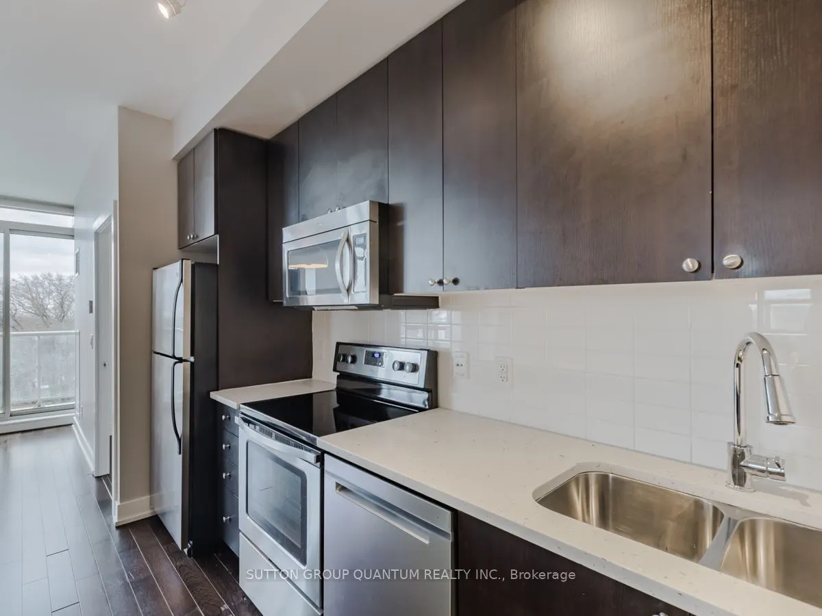 1638 Bloor Street W #801