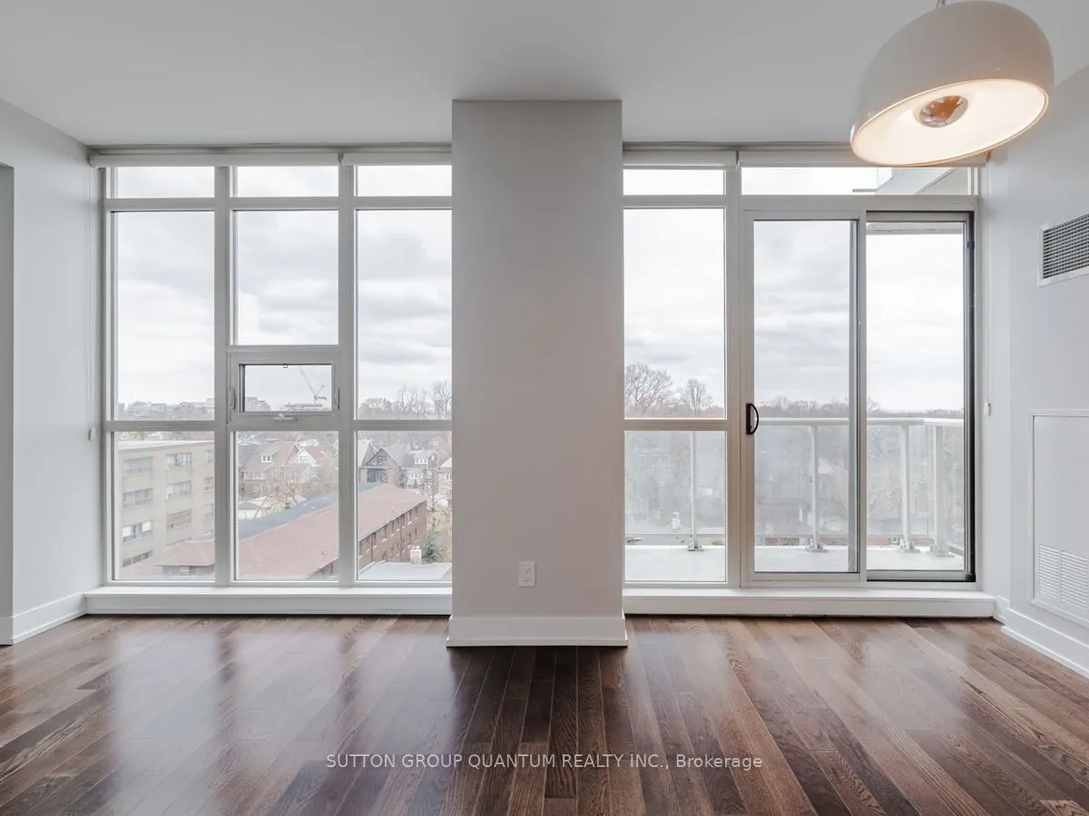 1638 Bloor Street W #801