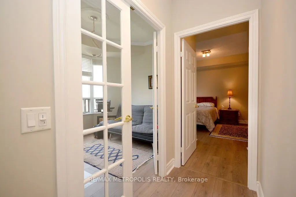 25 Kingsbridge Garden Circle #2612