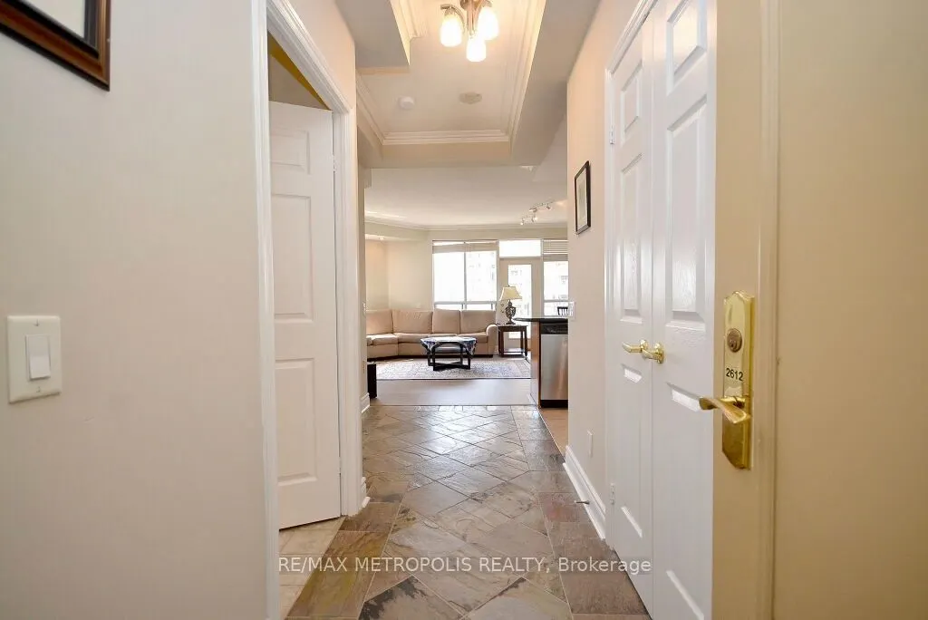 25 Kingsbridge Garden Circle #2612