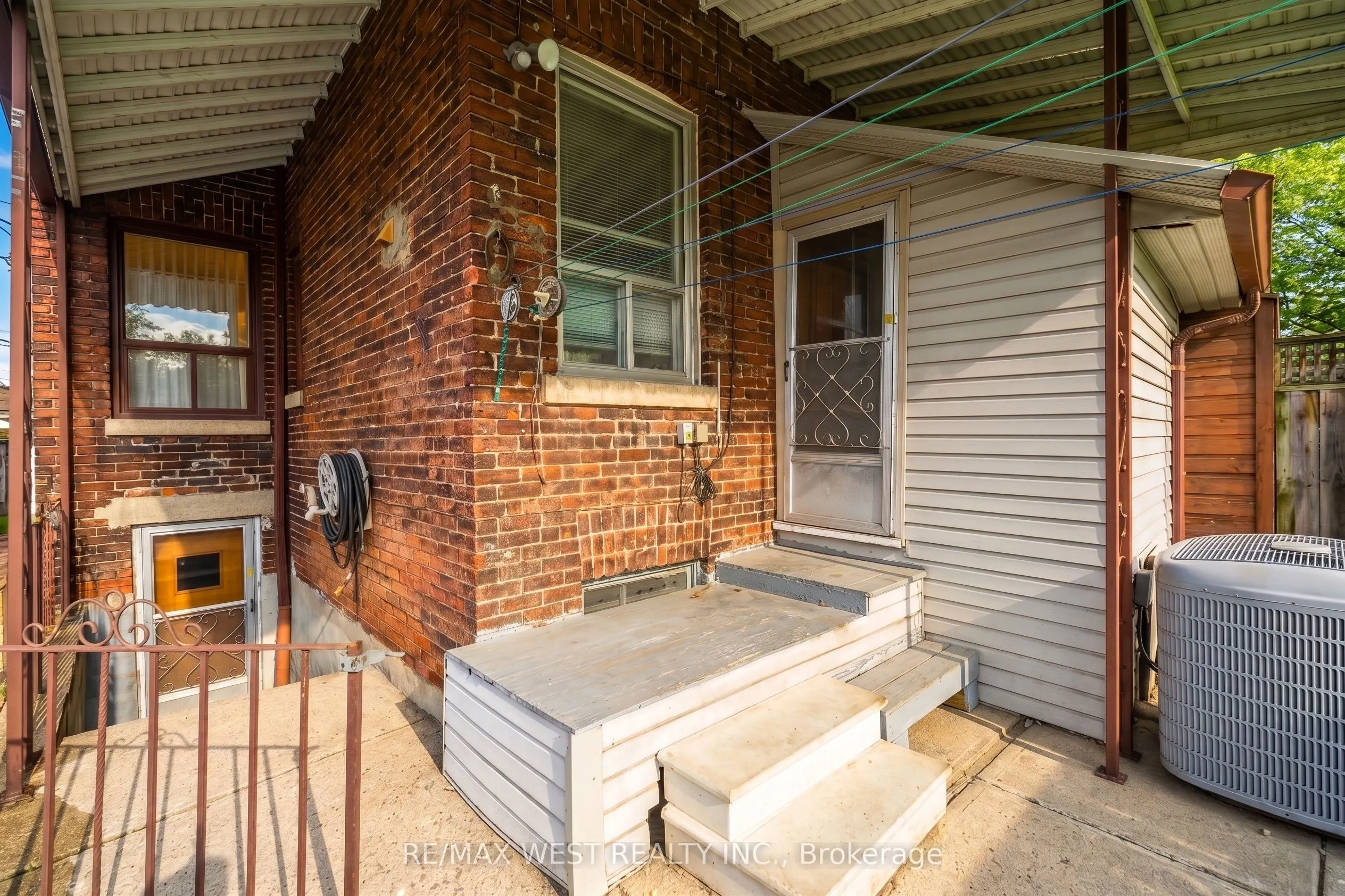 257 Delaware Avenue
