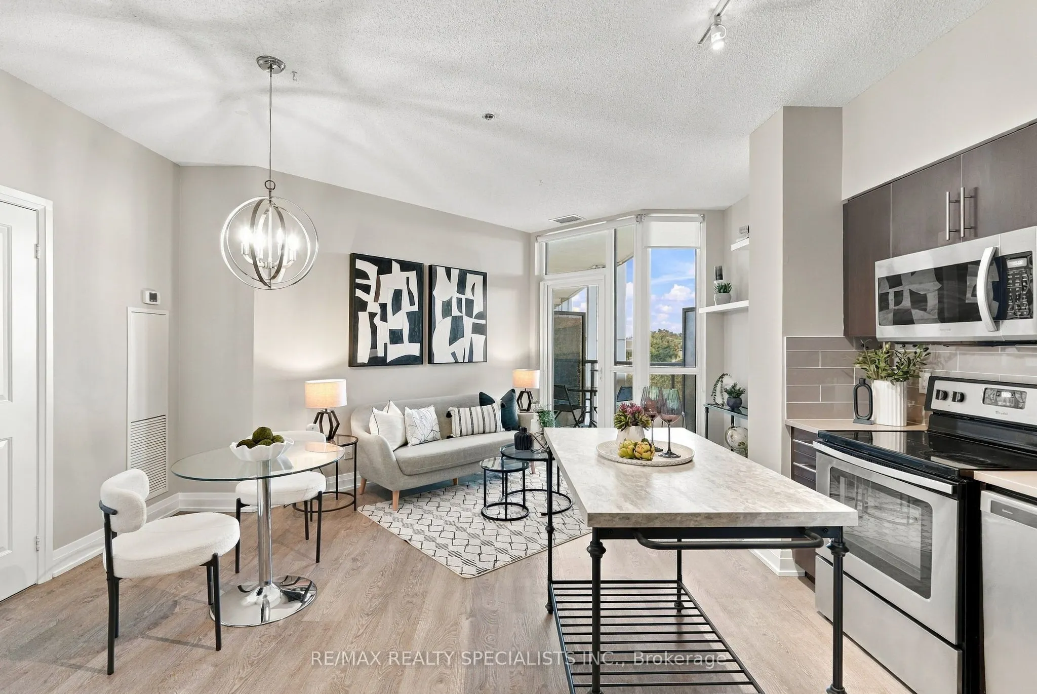 65 Speers Road #313