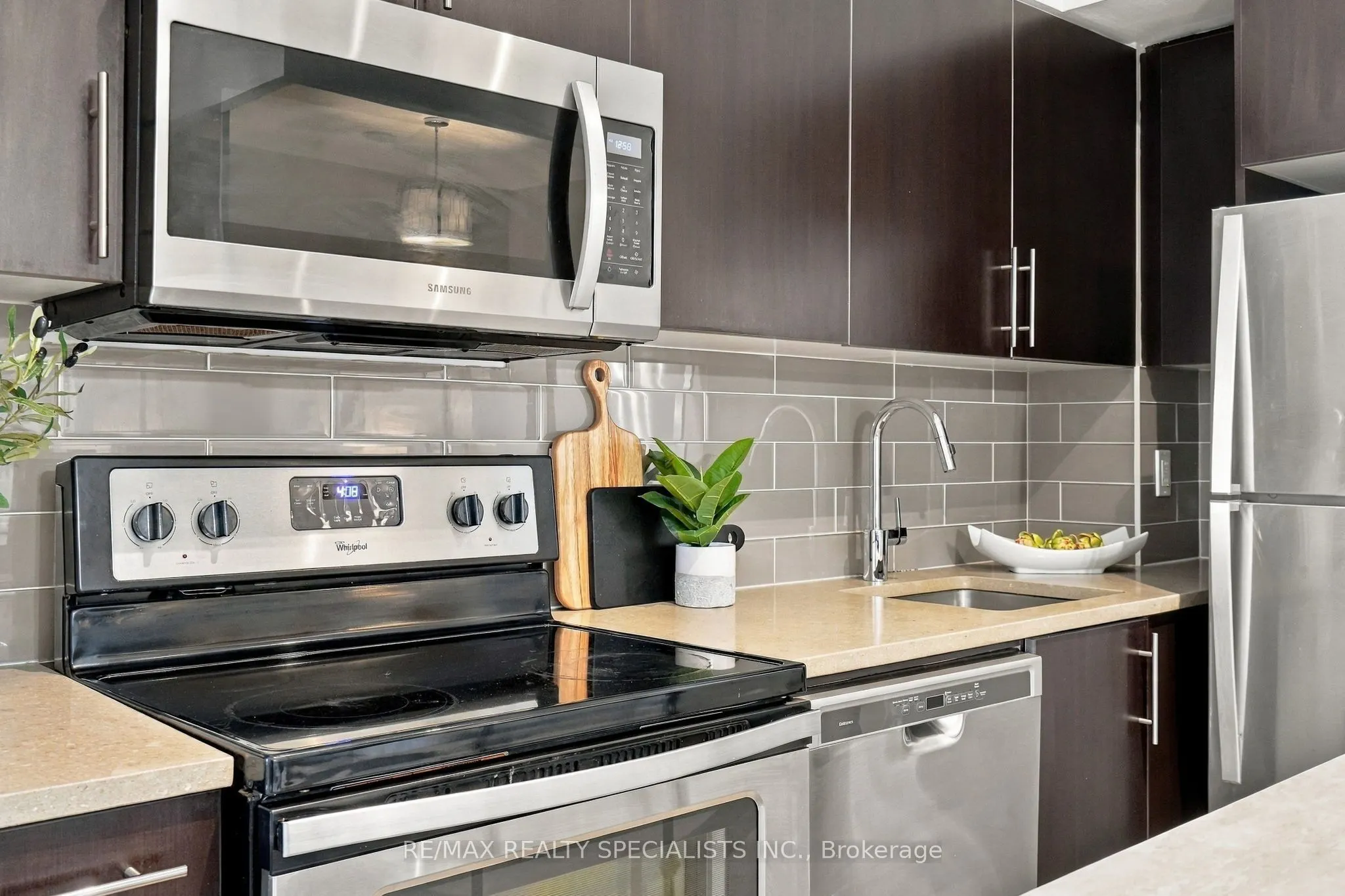 65 Speers Road #313