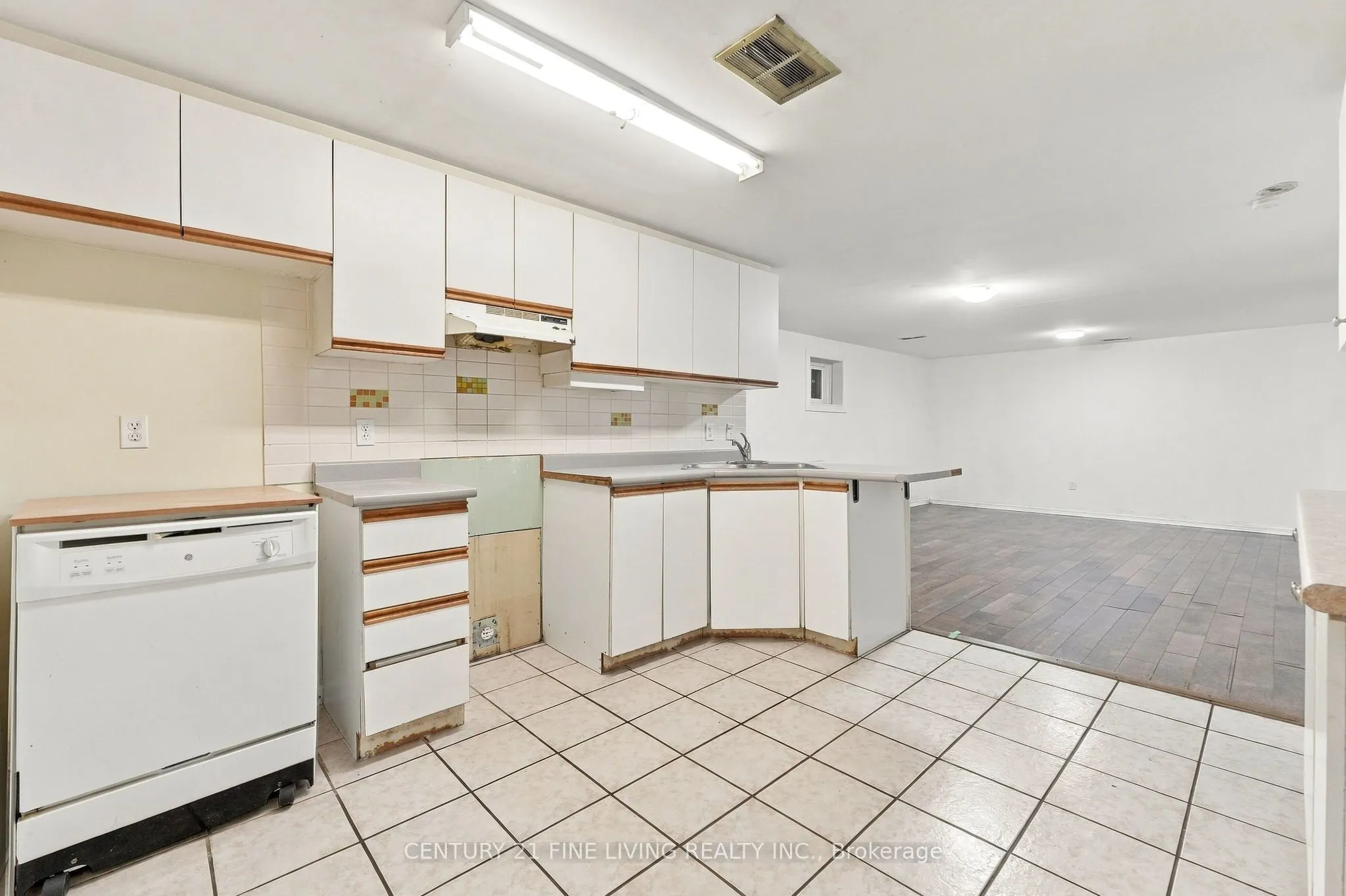 132 BRENTWOOD Drive