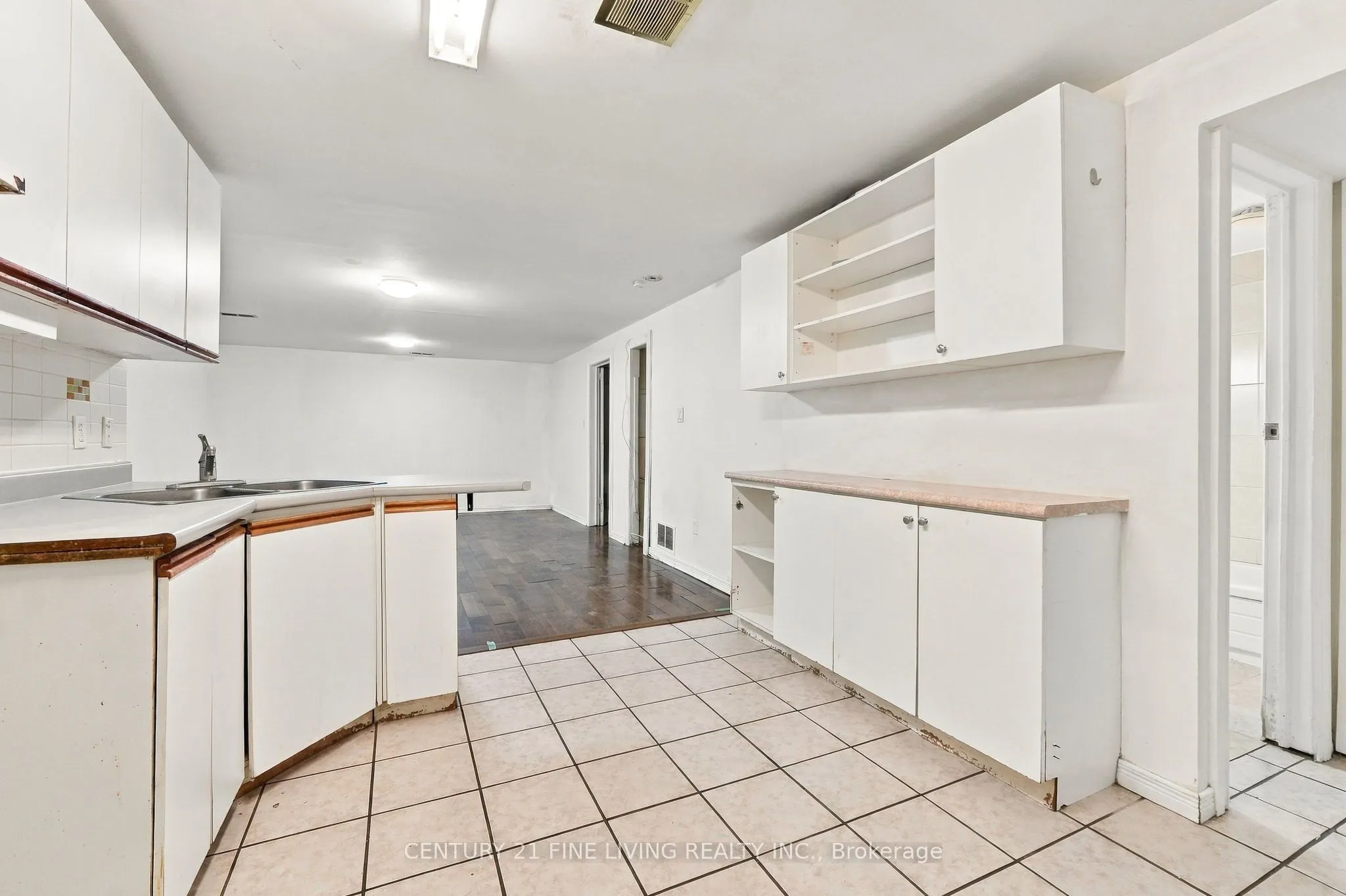132 BRENTWOOD Drive