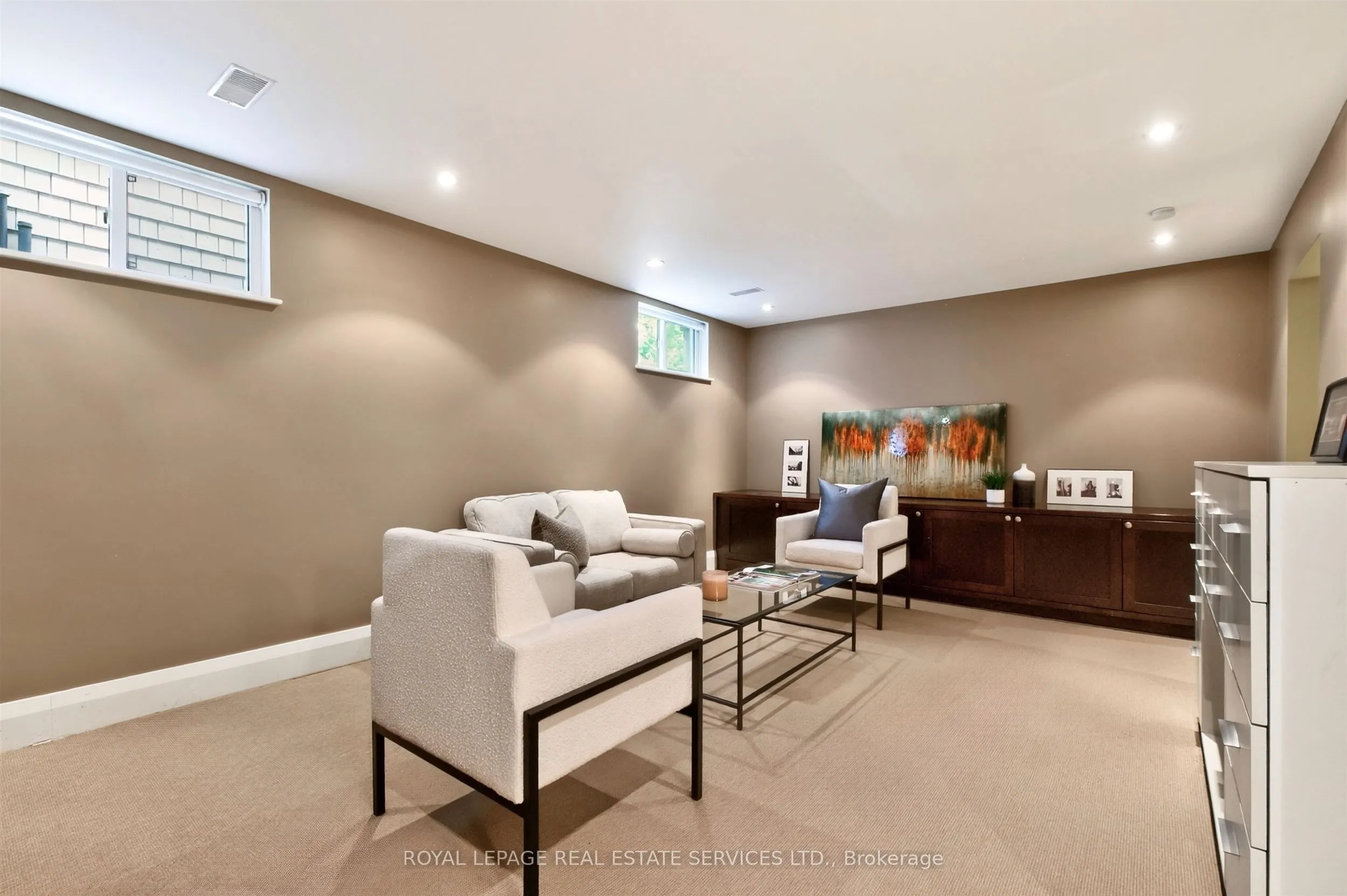 309 Willard Avenue