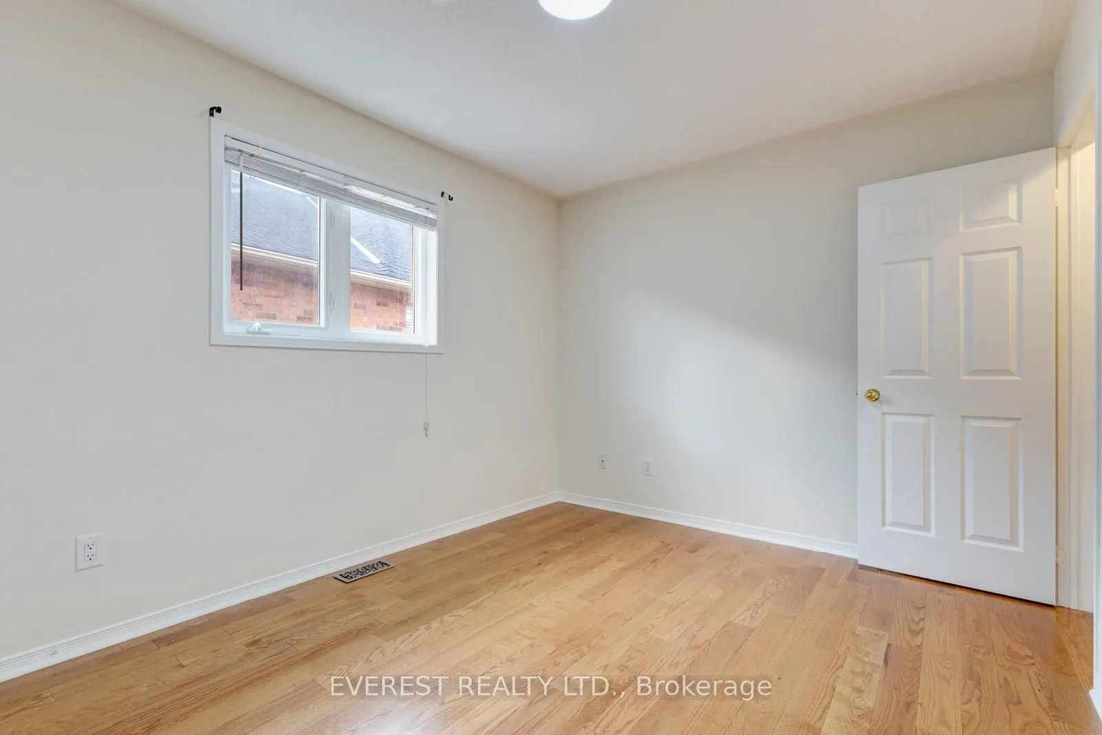 5172 Nestling Grove