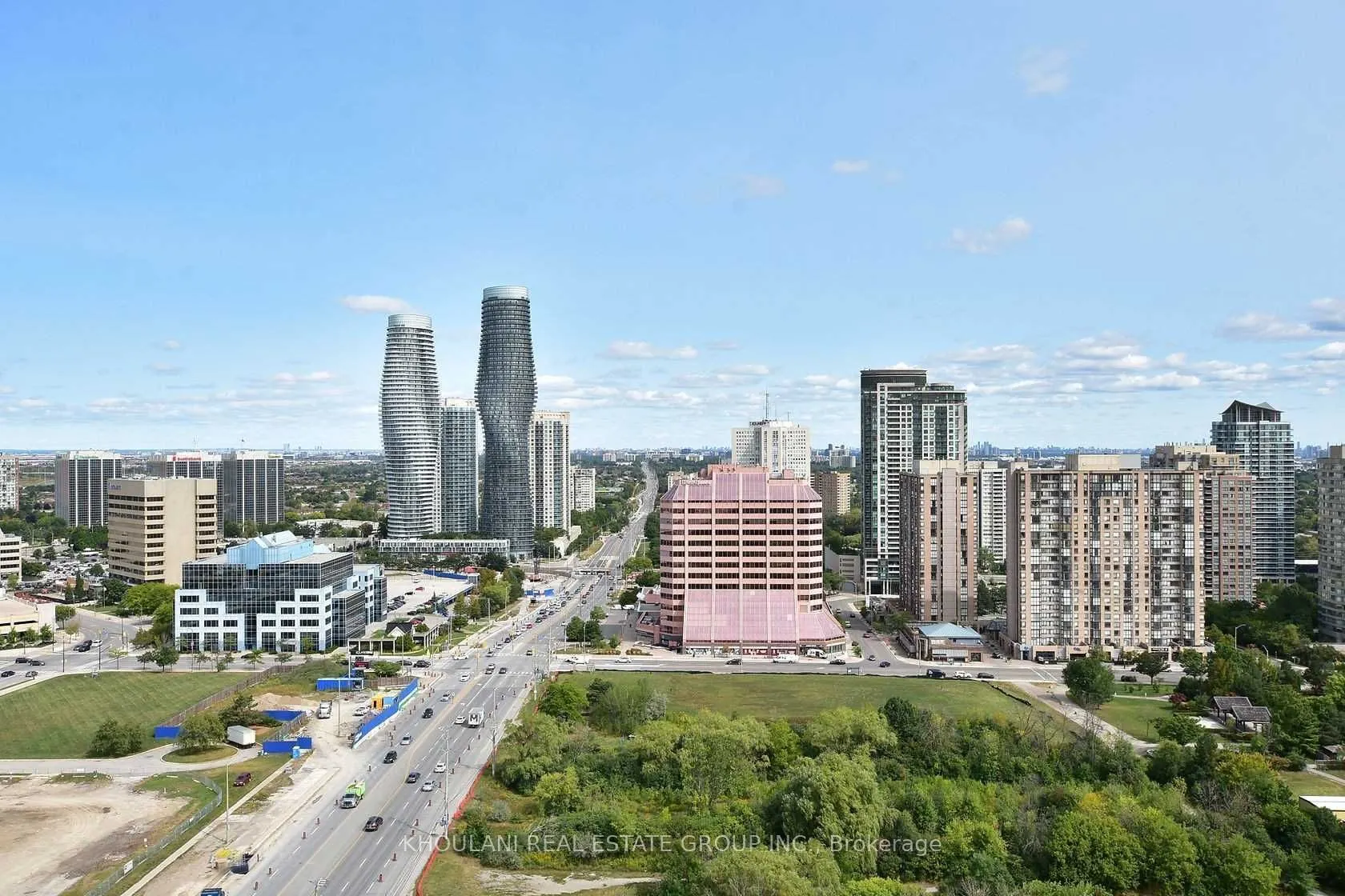 220 Burnhamthorpe Road #2201