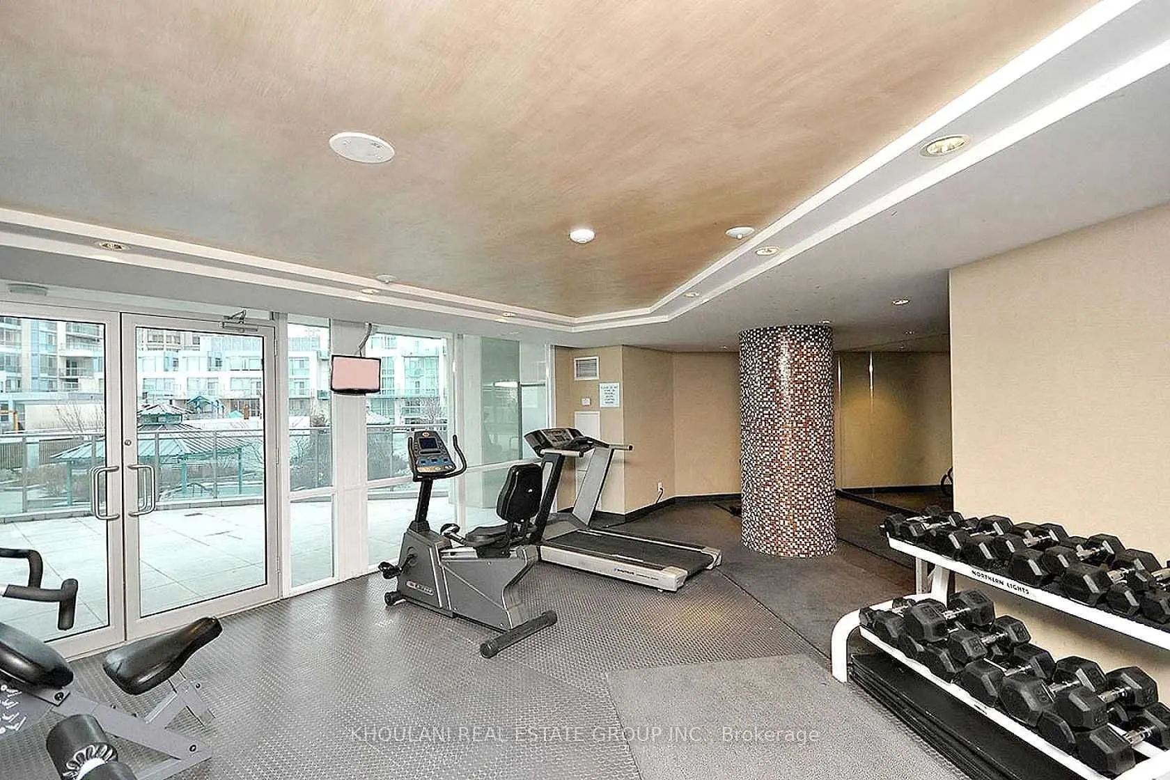 220 Burnhamthorpe Road #2201