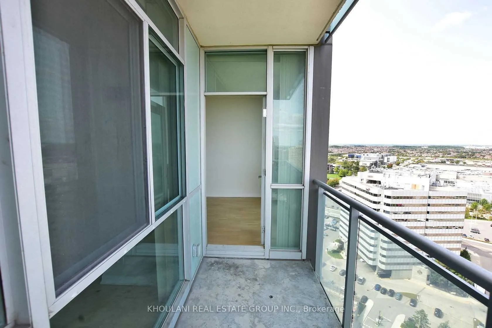 220 Burnhamthorpe Road #2201