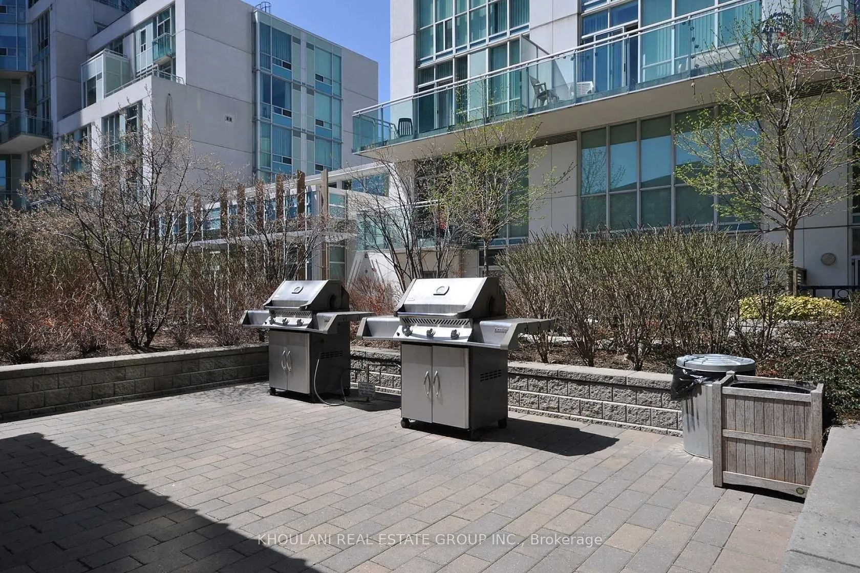 220 Burnhamthorpe Road #2201