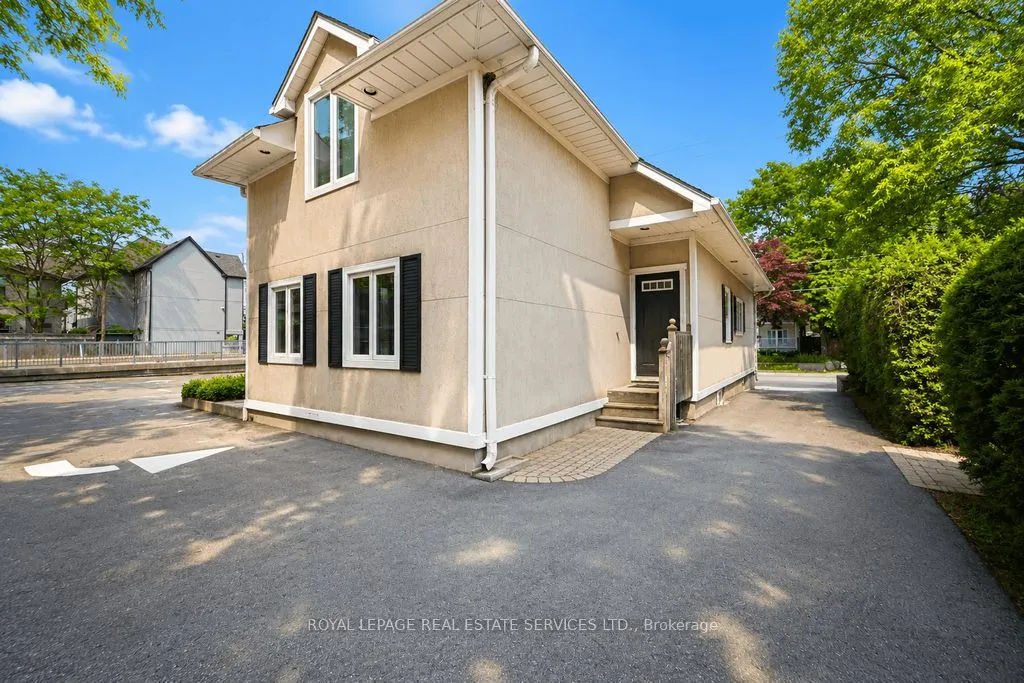 34 Rebecca Street