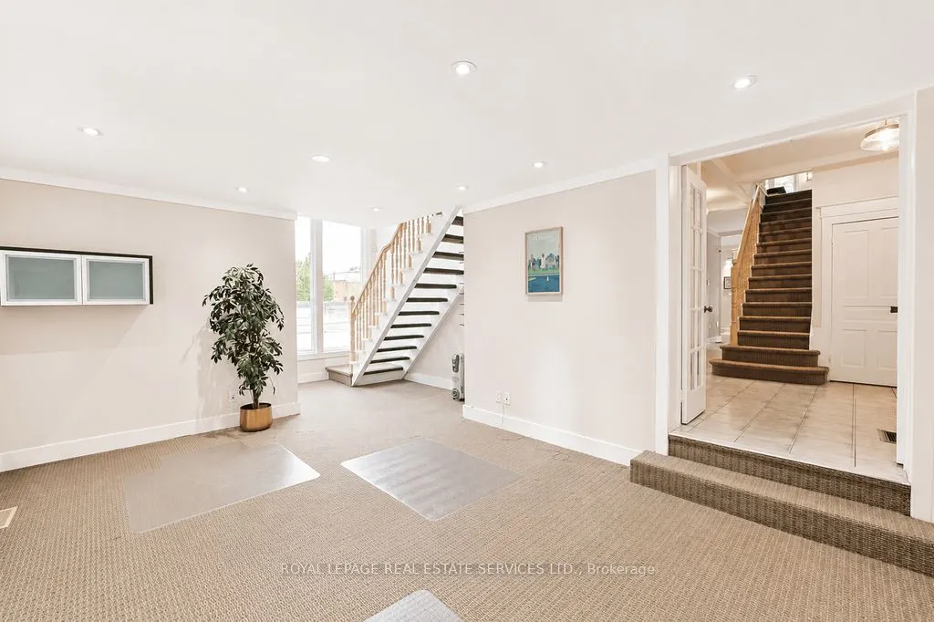34 Rebecca Street